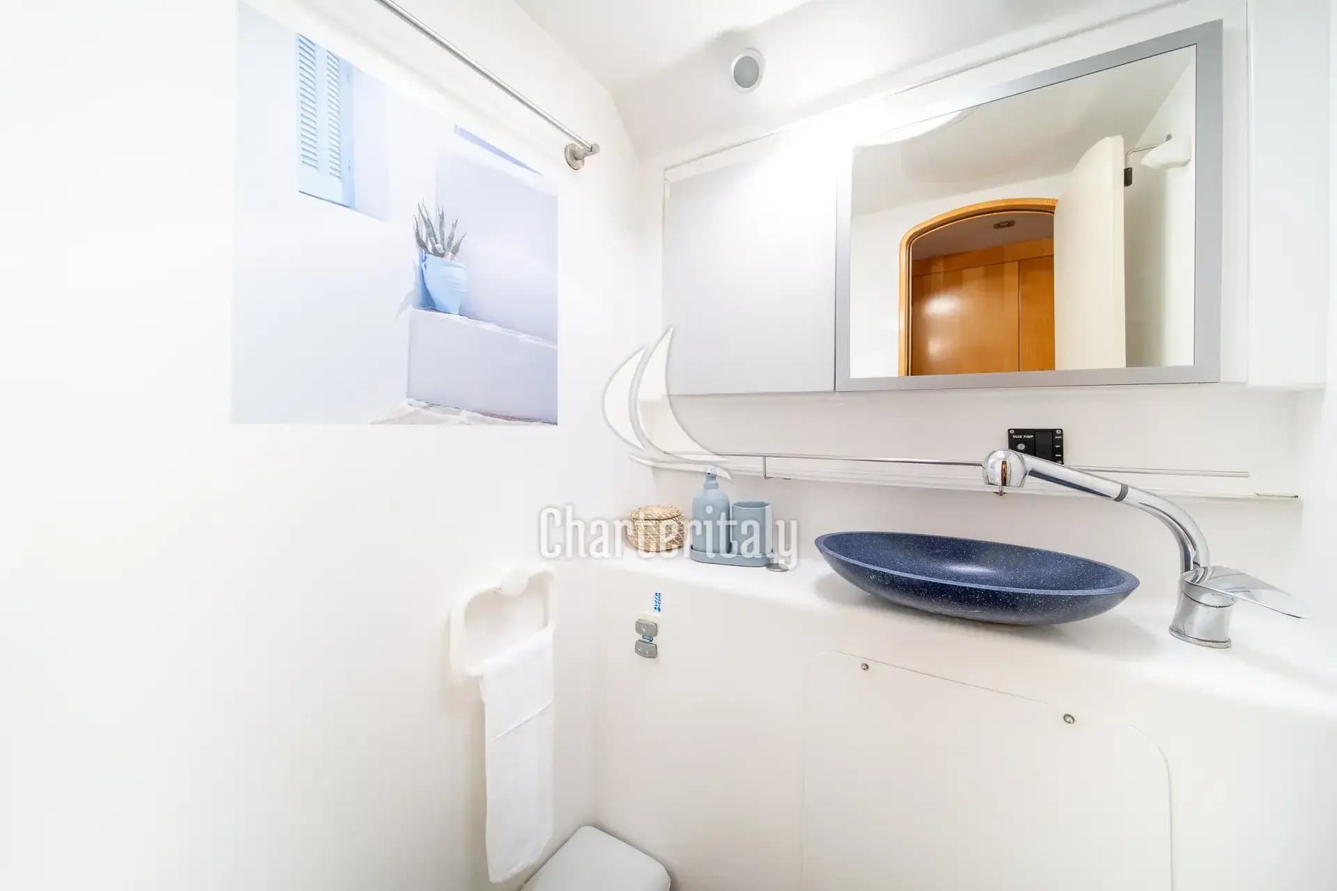 Eleuthera 60 - Zorba CAT Cabin 3 - 41