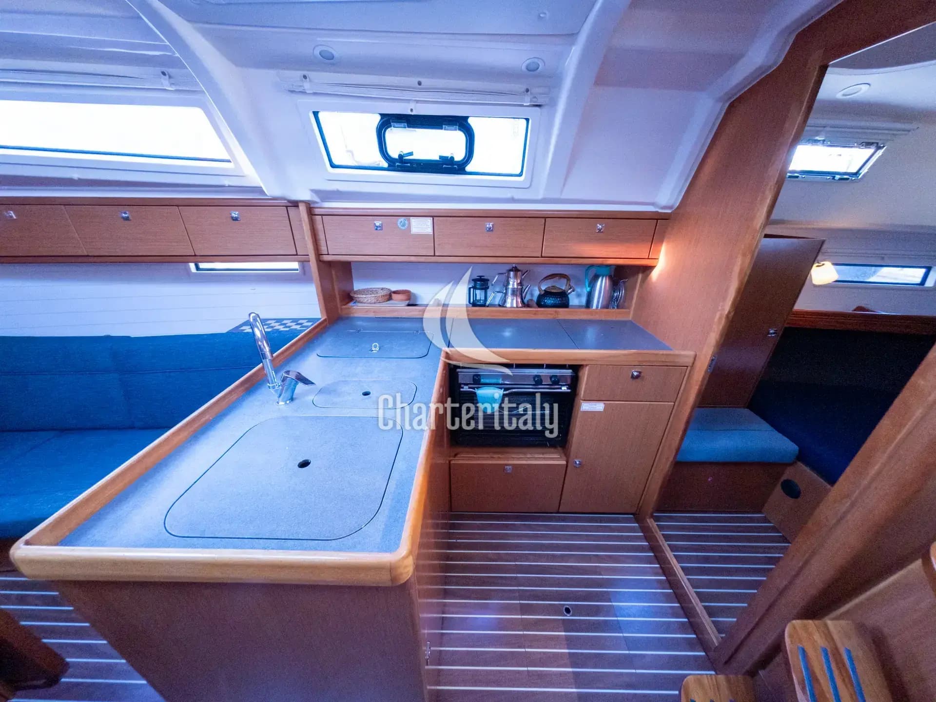 Bavaria Cruiser 37 - Almira - 5