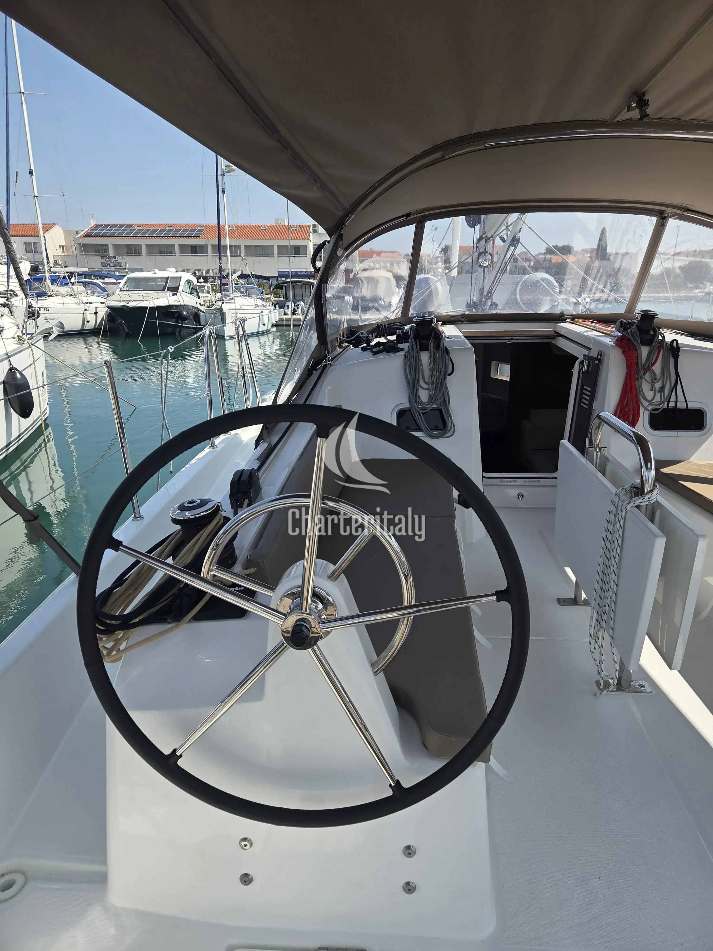 Sun Odyssey 380 - 3 cab. - Ancsika - 9