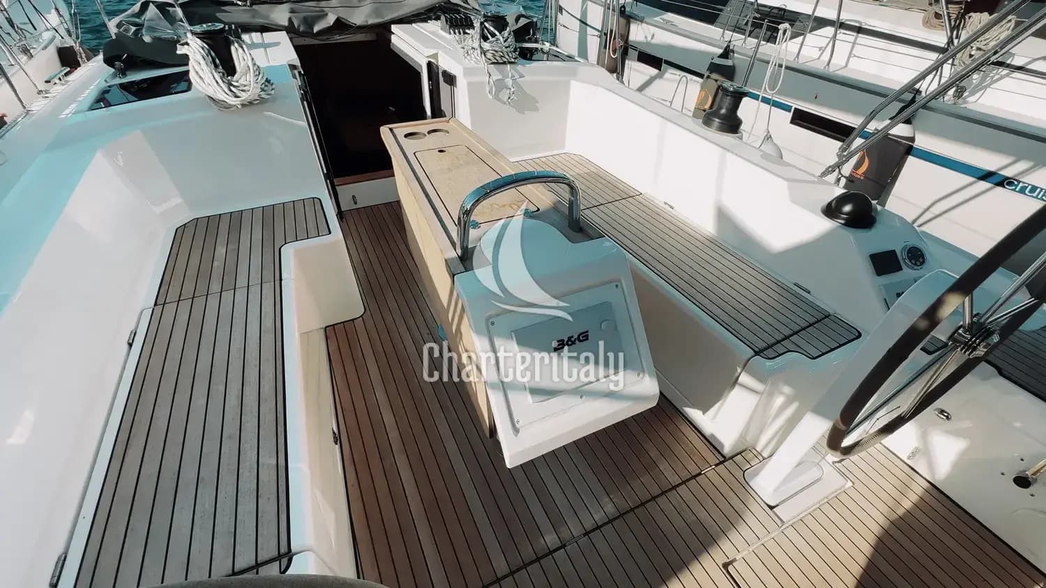 Bavaria C38 - COCONUT - 16