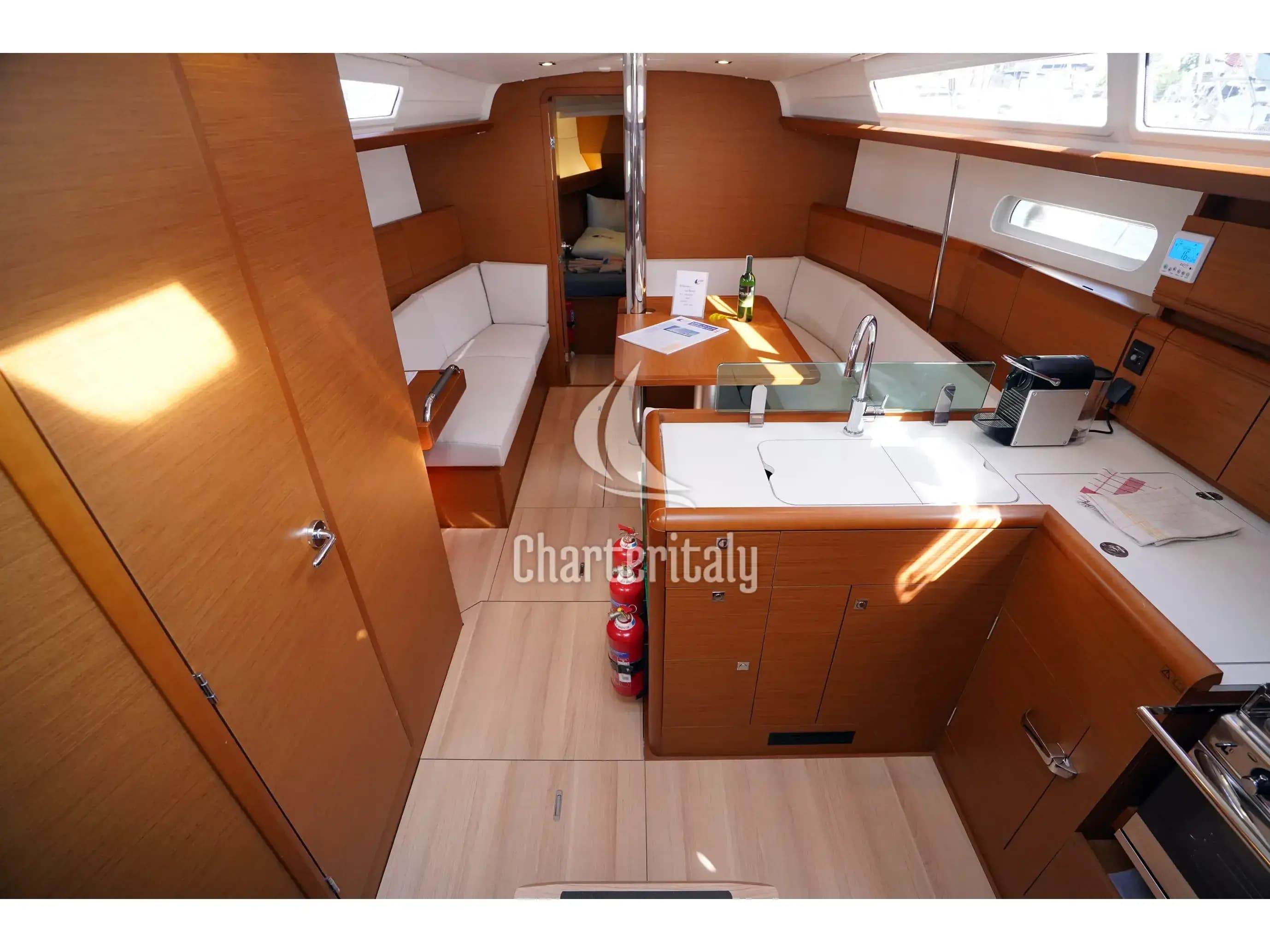 Sun Odyssey 389 - Gin Fizz - 7