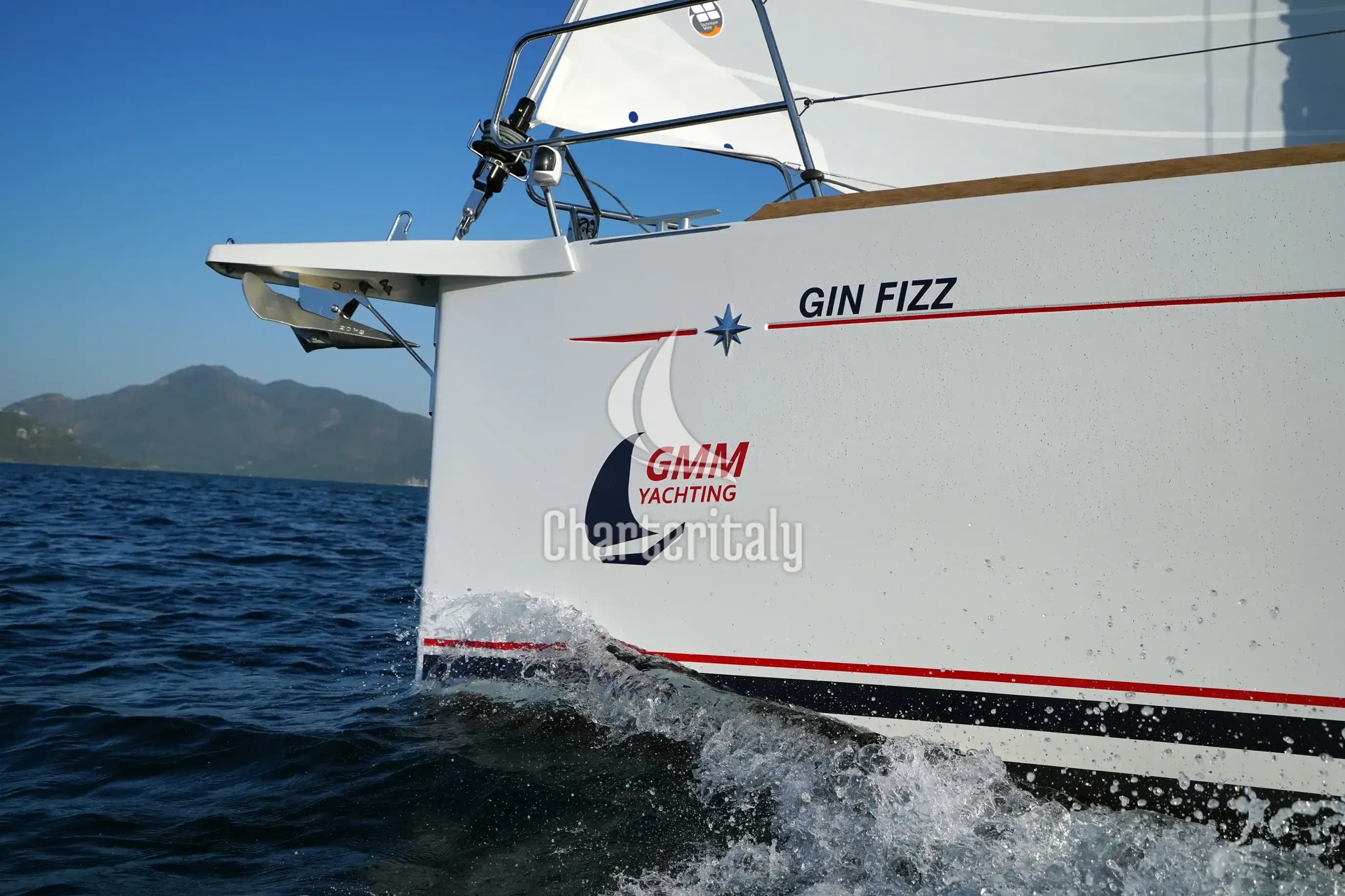 Sun Odyssey 389 - Gin Fizz - 9