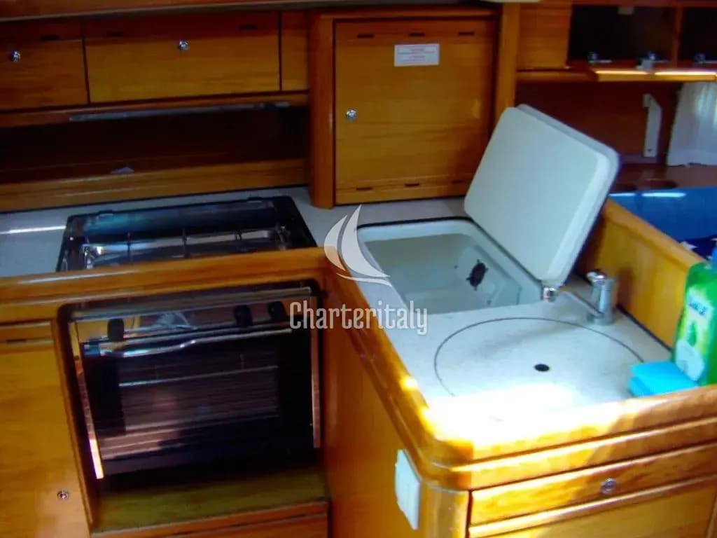 Bavaria 33 Cruiser - CATHERINE - 16