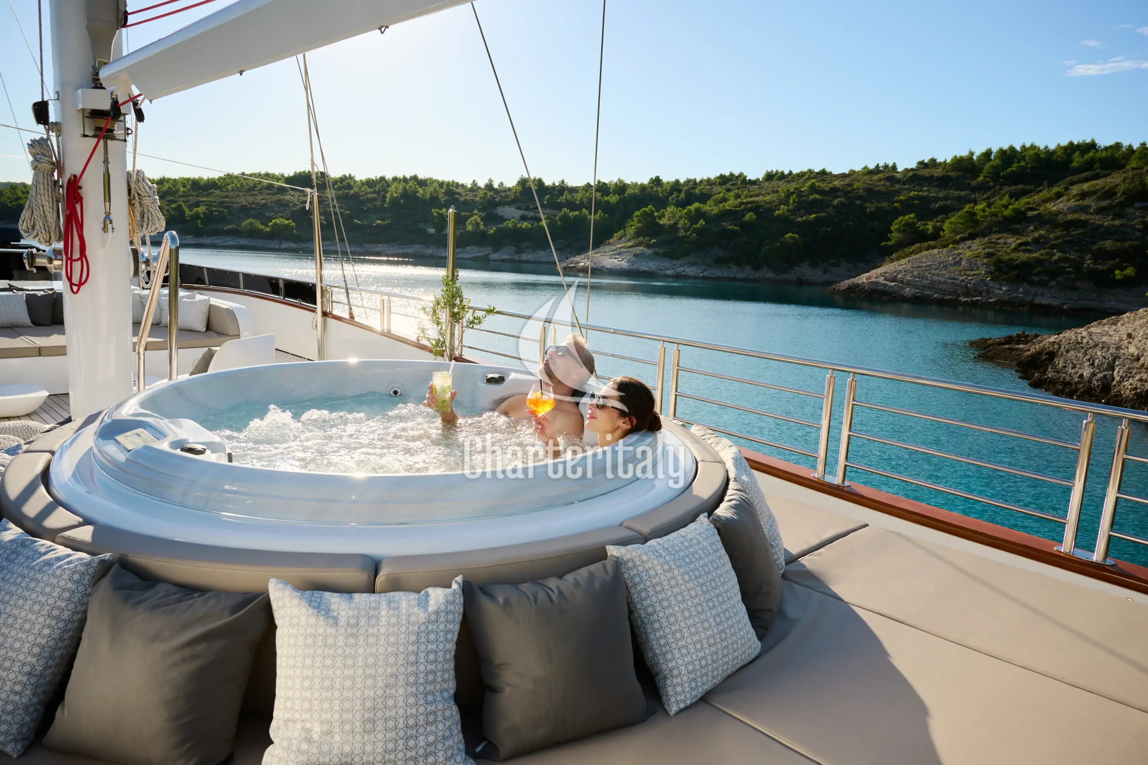 Motoryacht - Love Story - 31