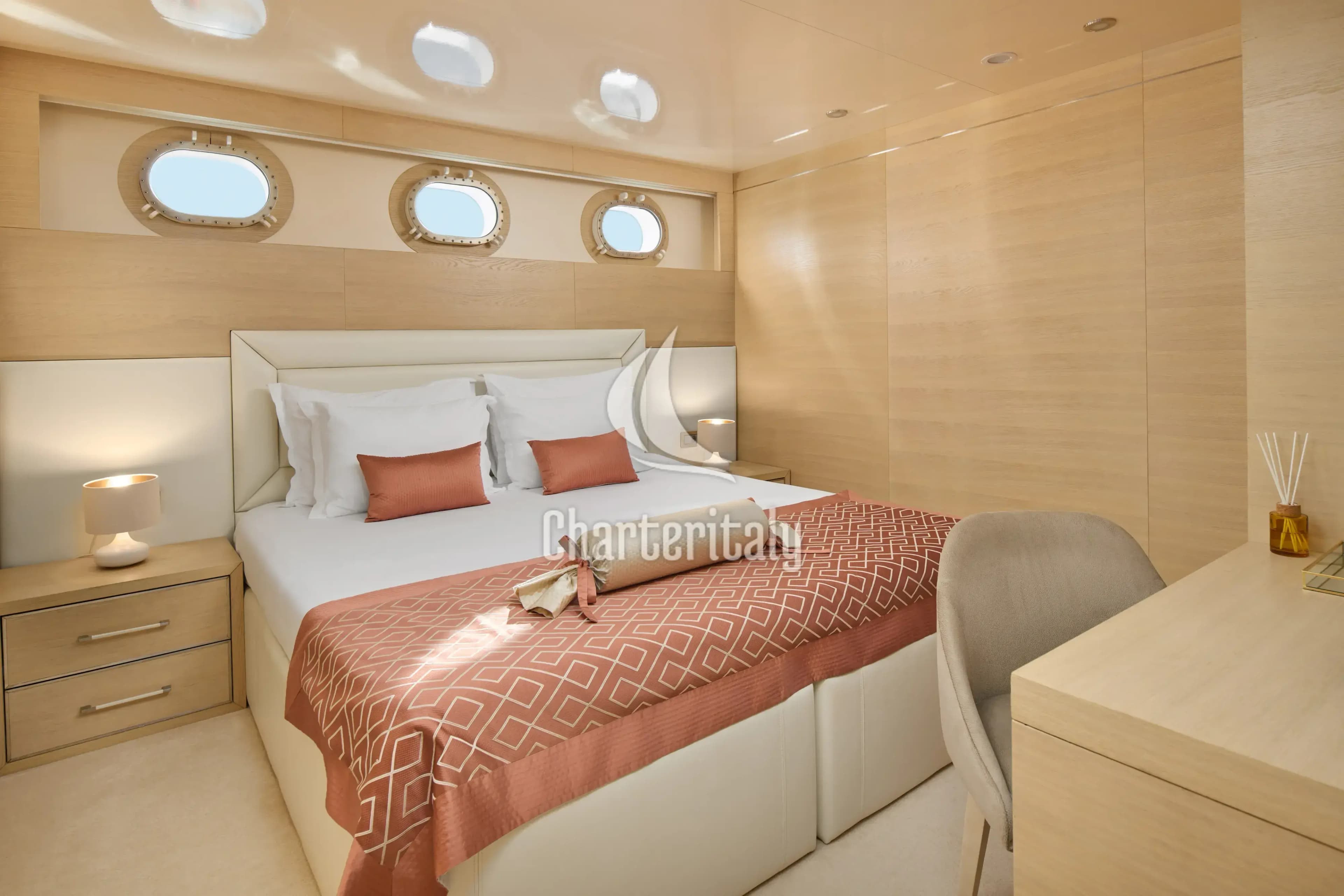 Motoryacht - Love Story - 40