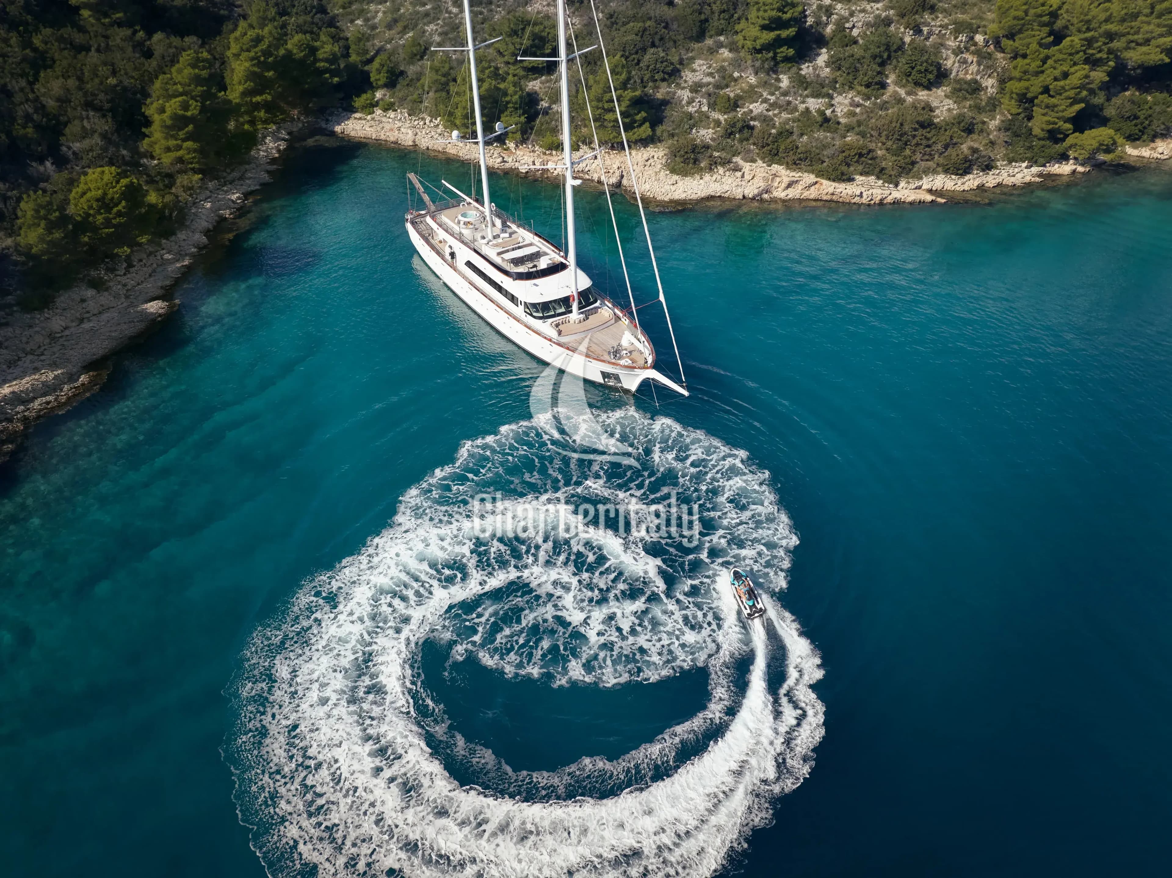 Motoryacht - Love Story - 45