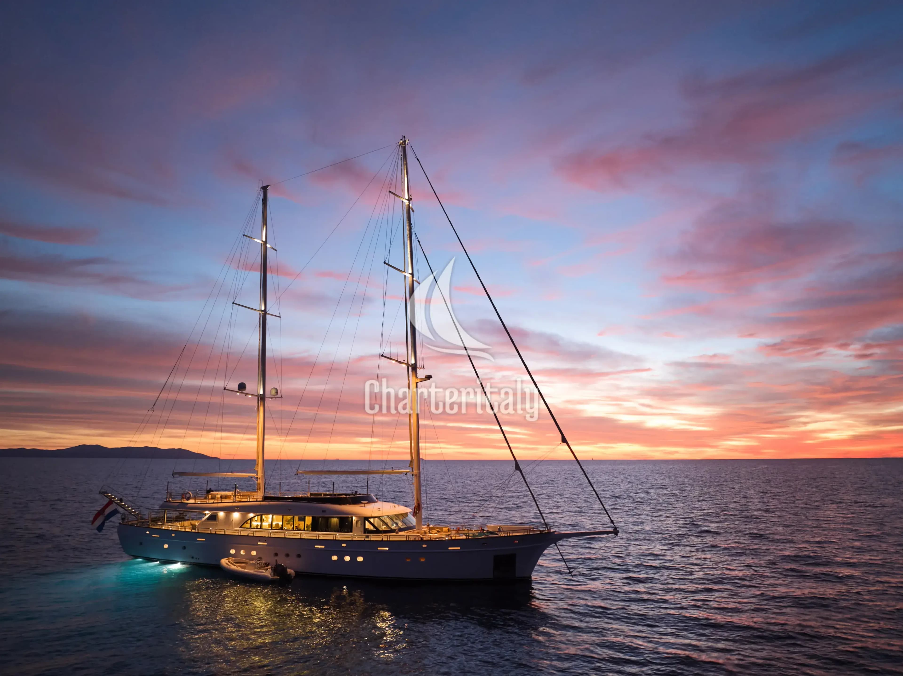 Motoryacht - Love Story - 17
