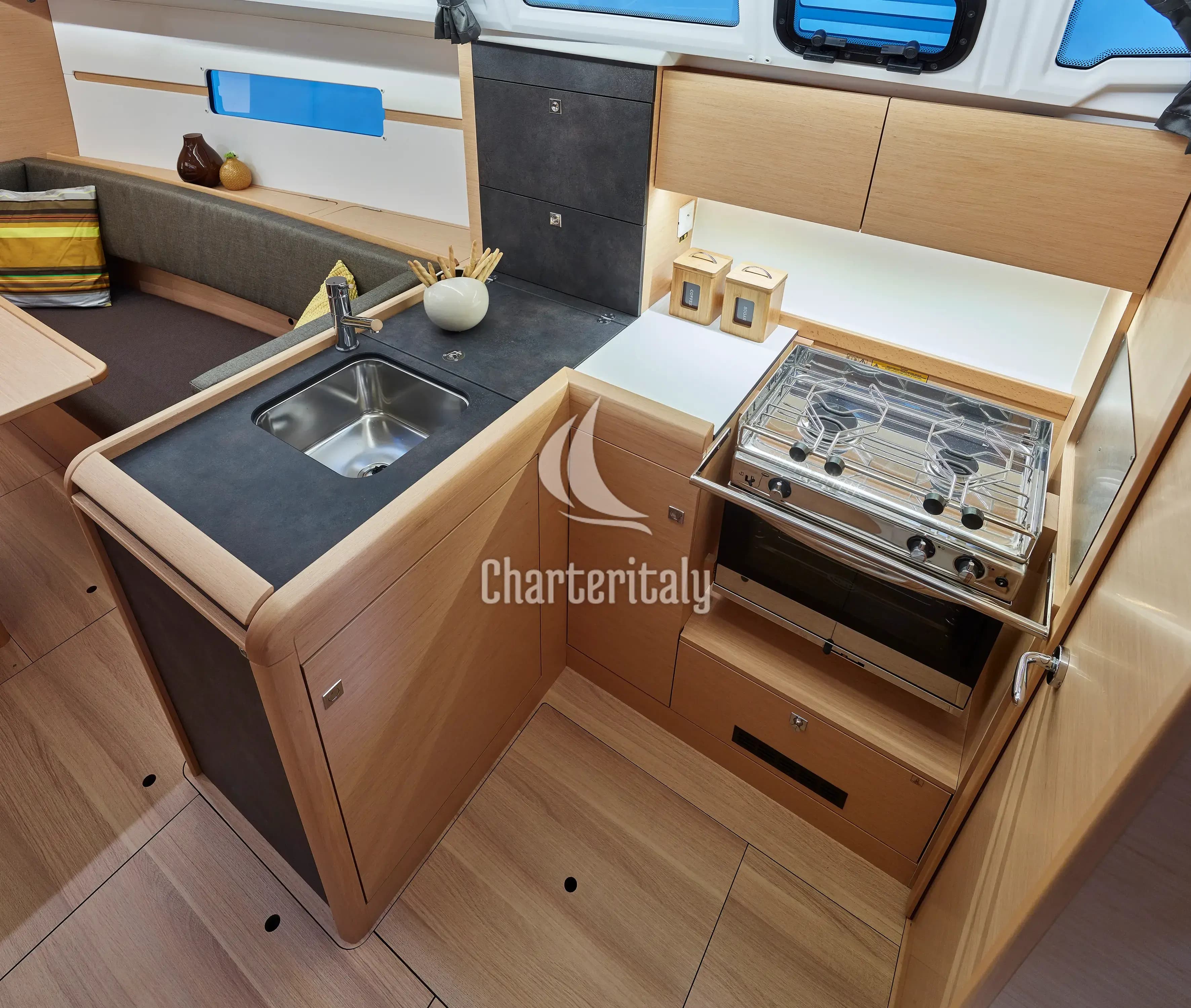 Sun Odyssey 349 - Ana - 3