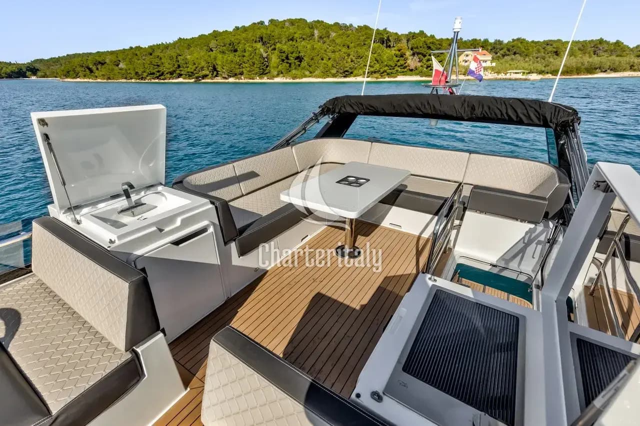 Galeon 420 Fly - 3 cab. - Amber Blue - 10