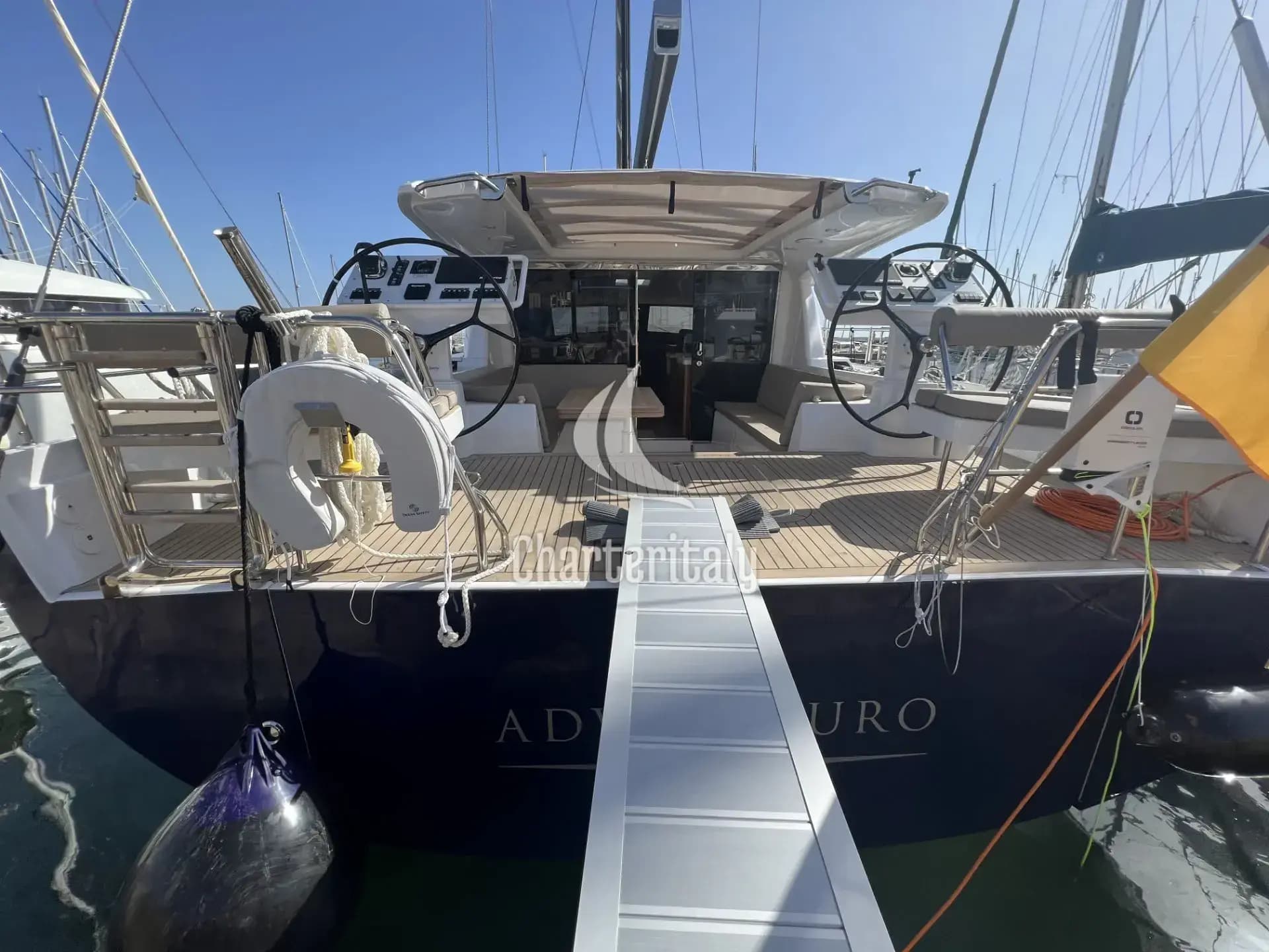 Moody 54 DS - Adventuro - 10