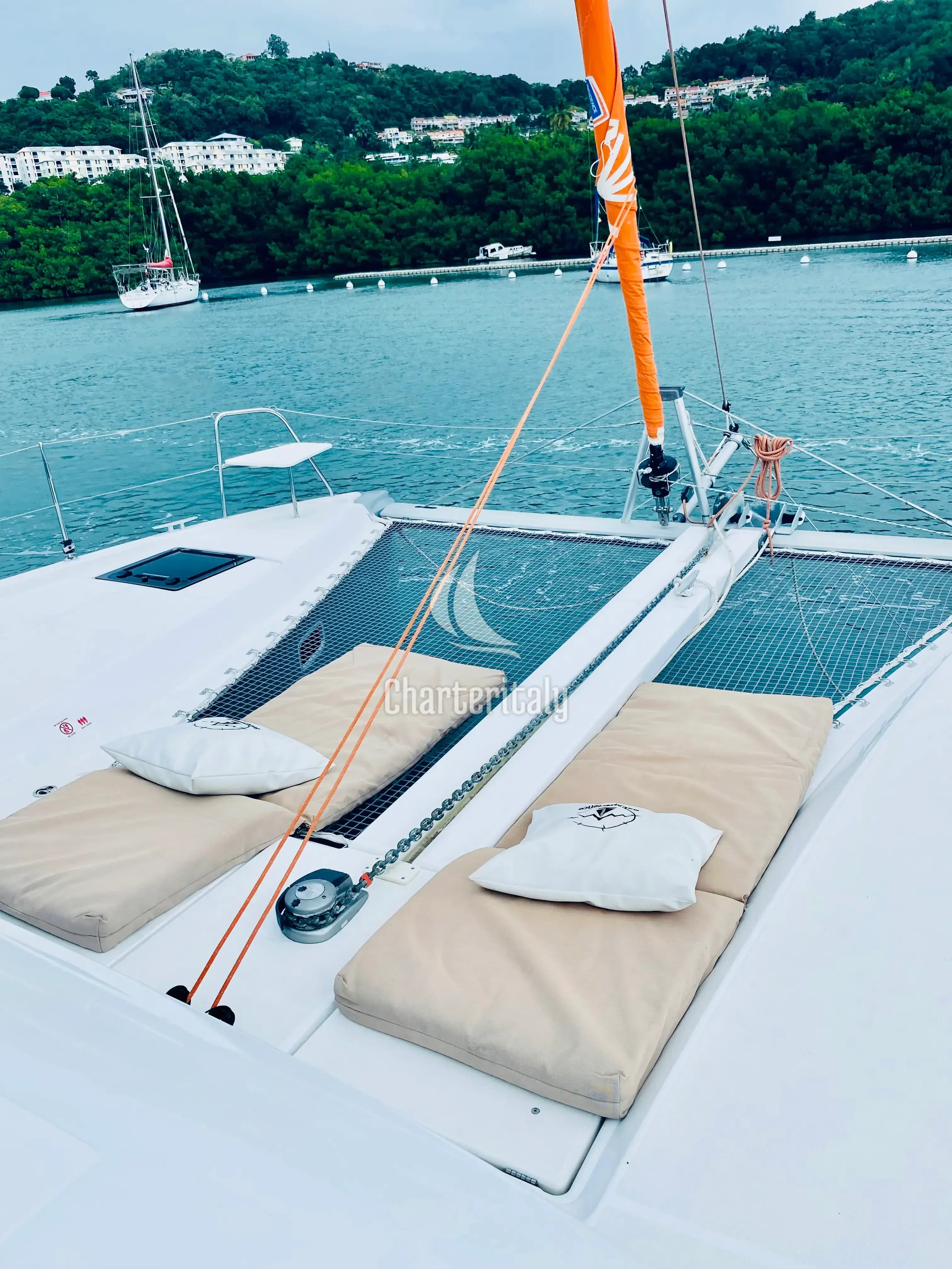 Excess 11 - MOANA Denia BAREBOAT - 8