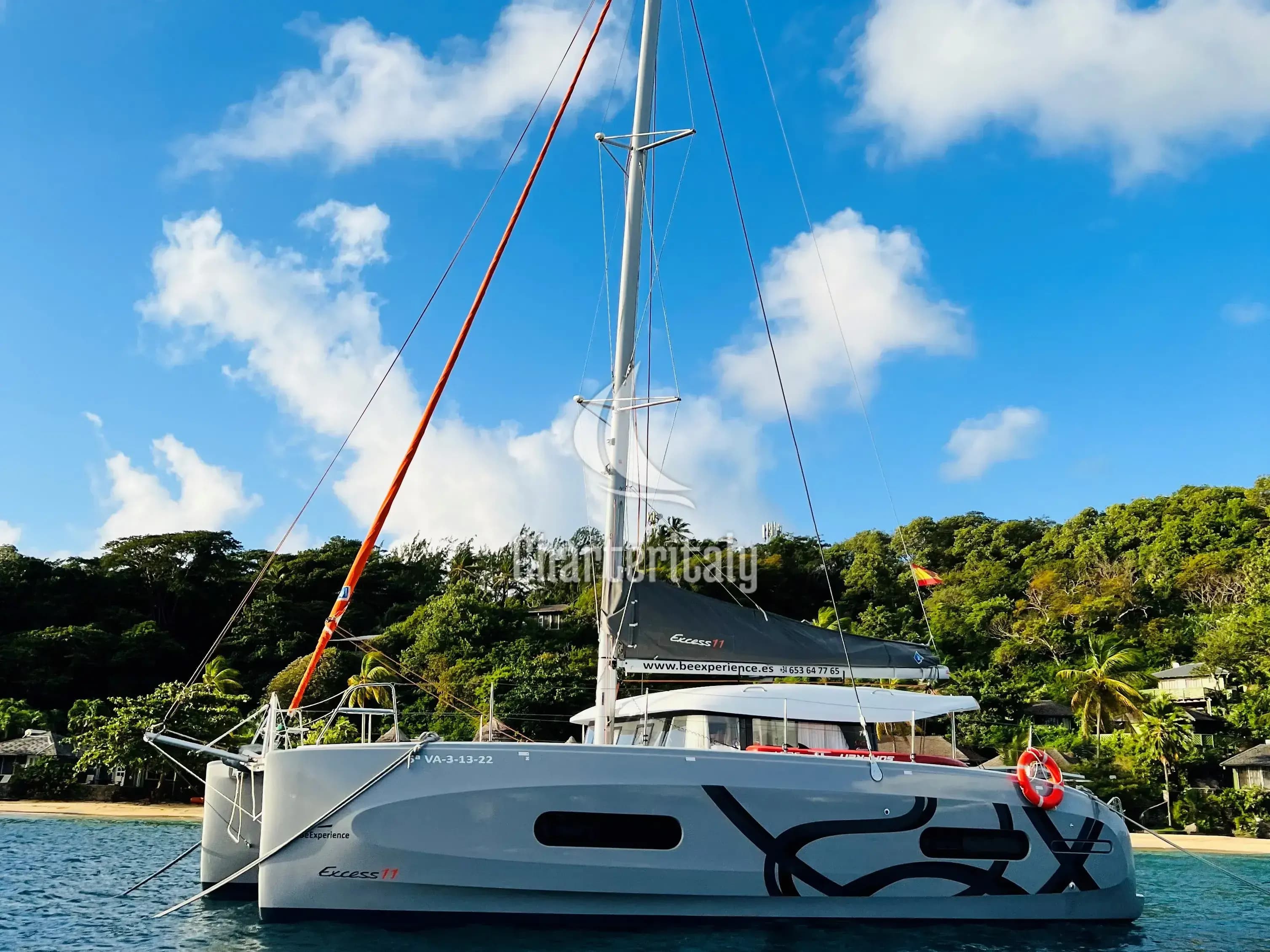 Excess 11 - MOANA Denia BAREBOAT - 1