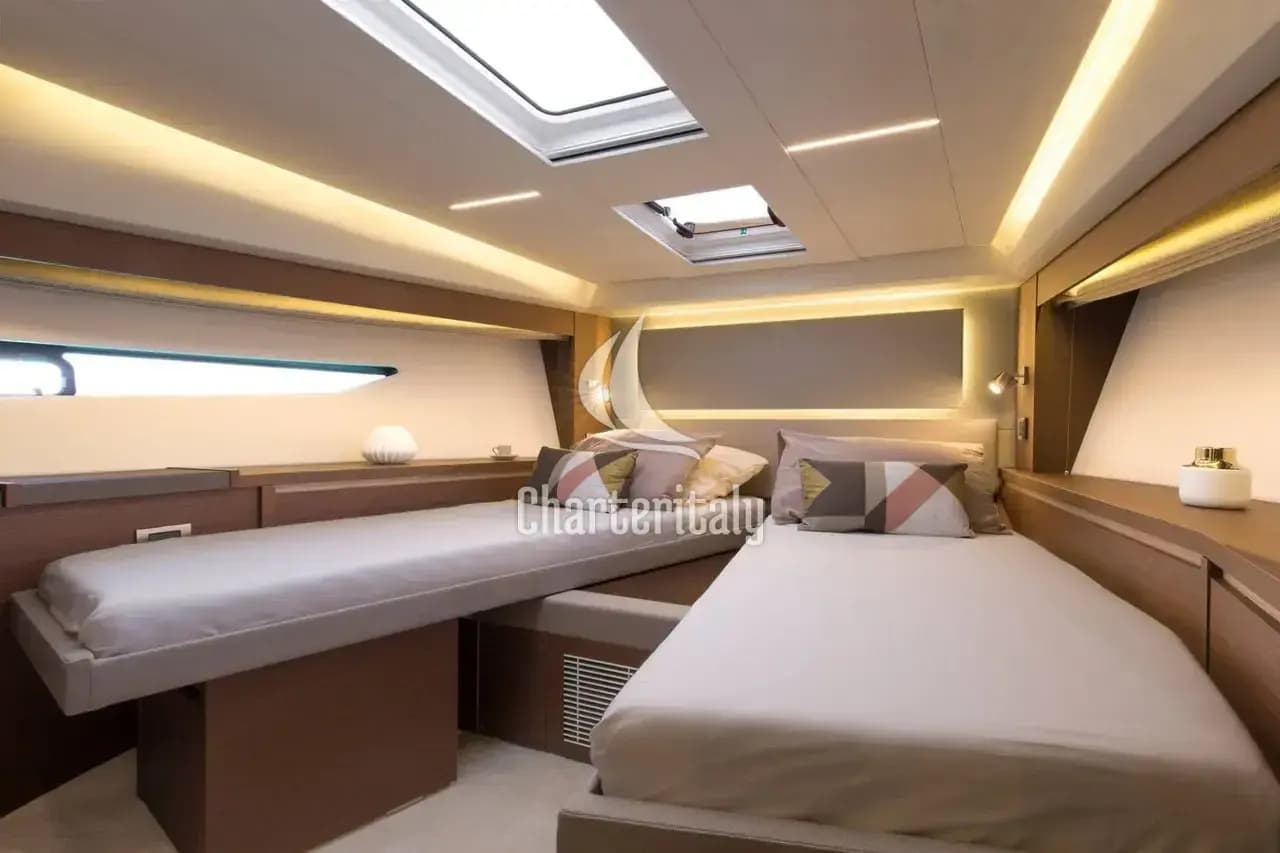 Prestige 520 Flybridge - 3 + 1 cab. - Caprice - 18