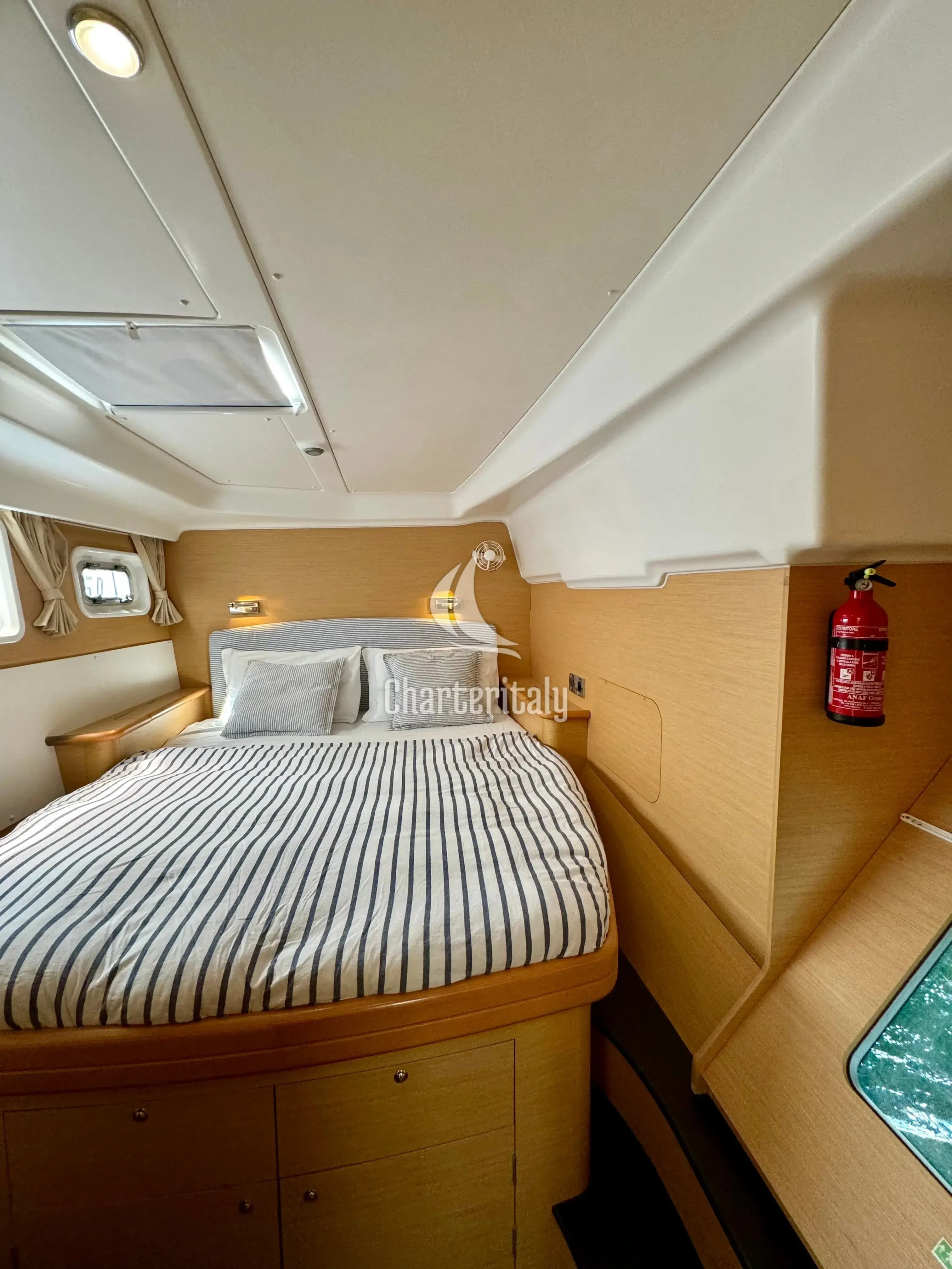 Lagoon 440 - Hot Wind - 3