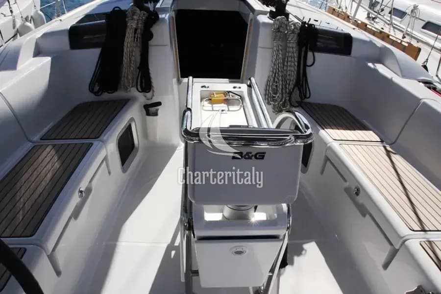 Sun Odyssey 439 - Code - 3