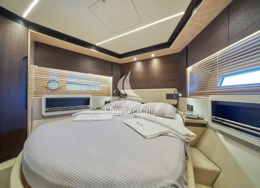 Azimut 72 Fly - Relax of Croatia - 24
