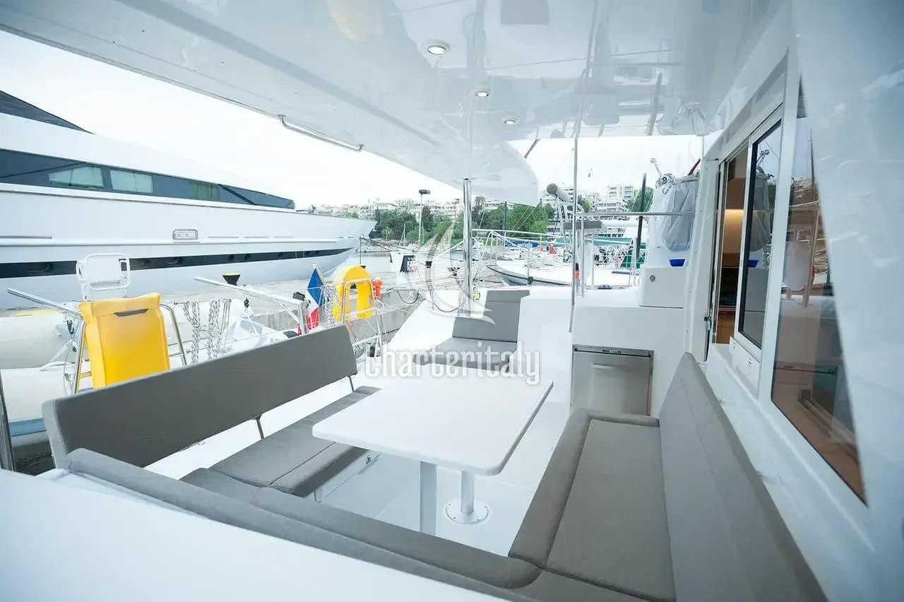 Lagoon 400 S2 - Lady Dom - 11