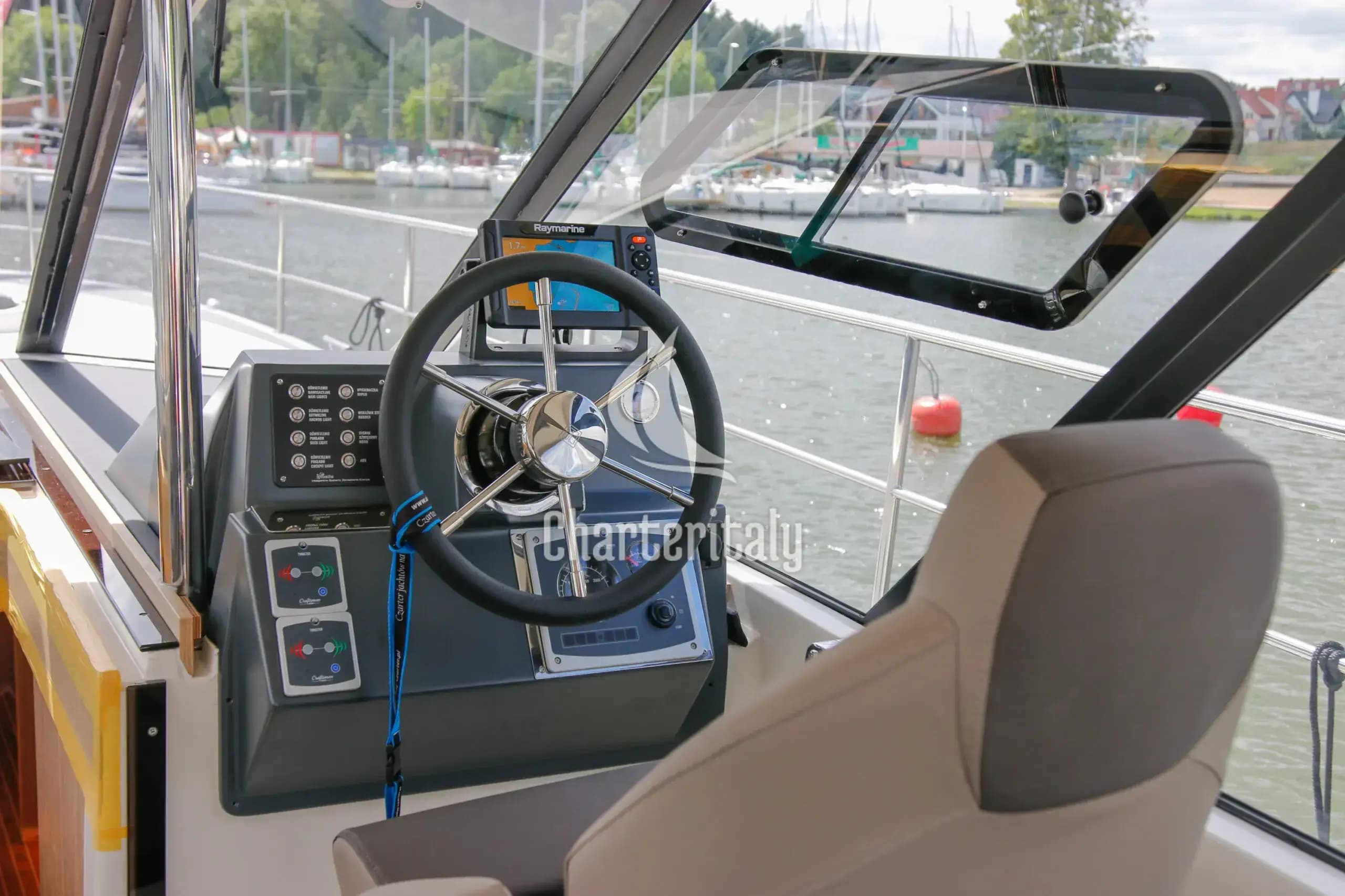 Nautika 1300 - Nautika 1300 Royal - 9