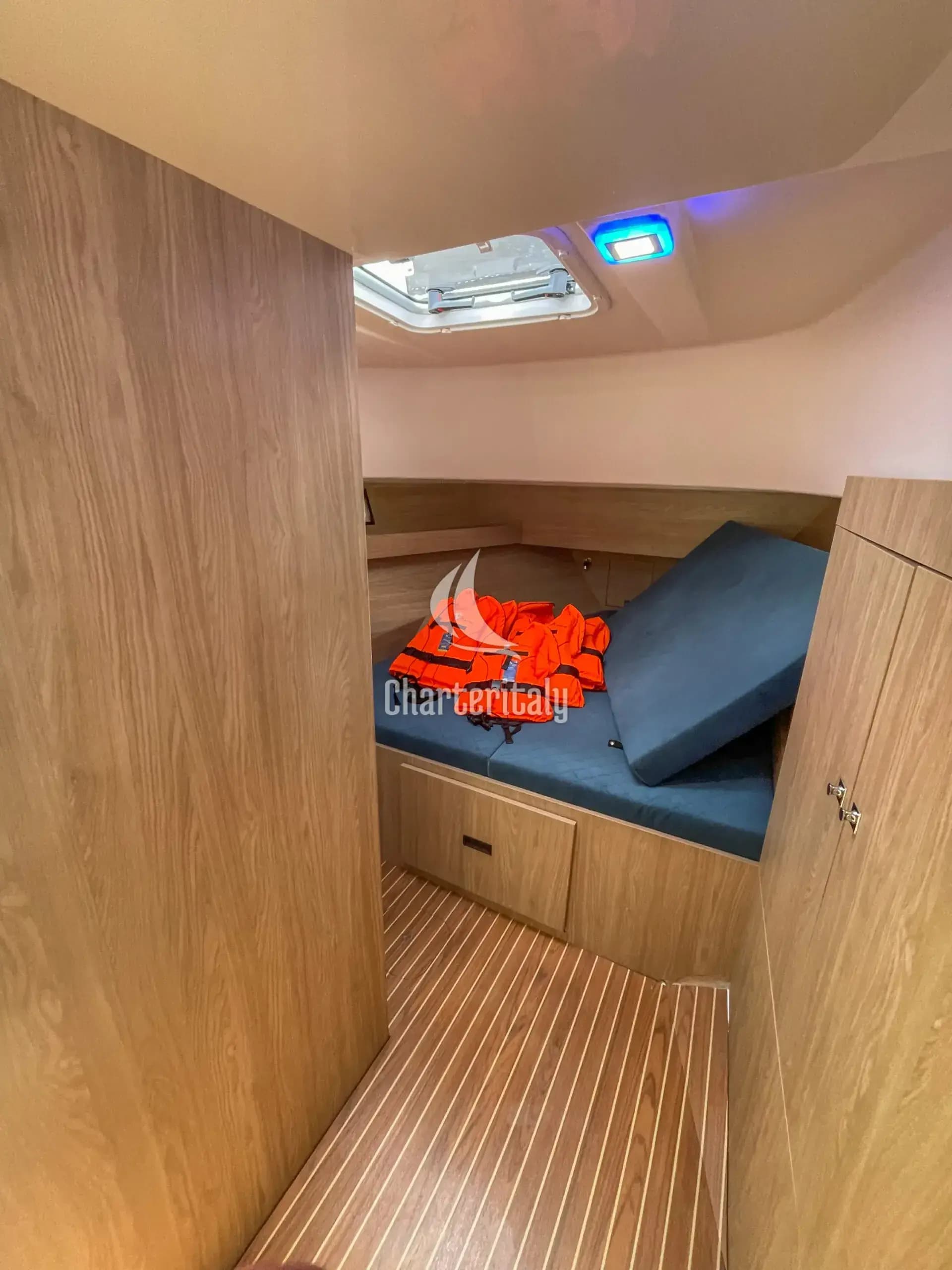 Nautika 1300 - Nautika 1300 Royal - 19