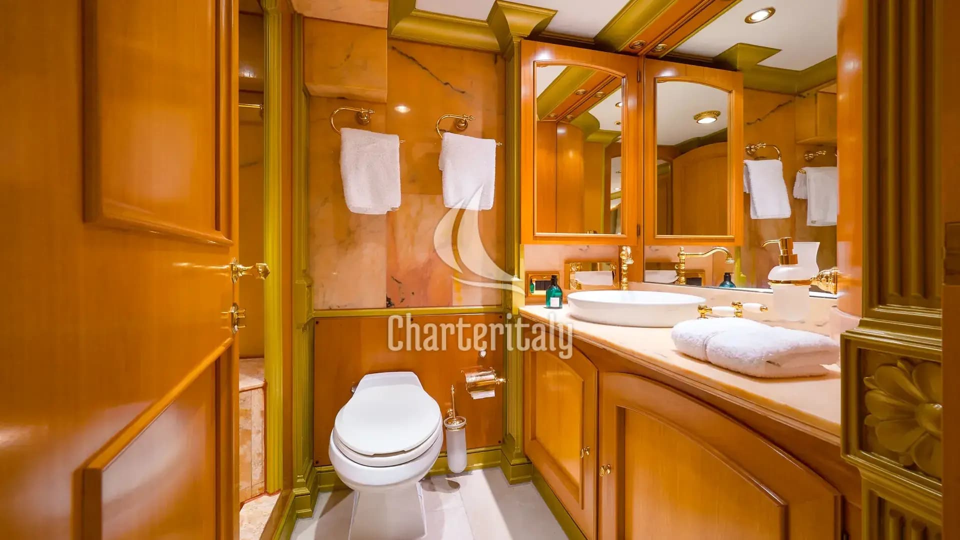 Benetti Classic 115 - To je to - 12