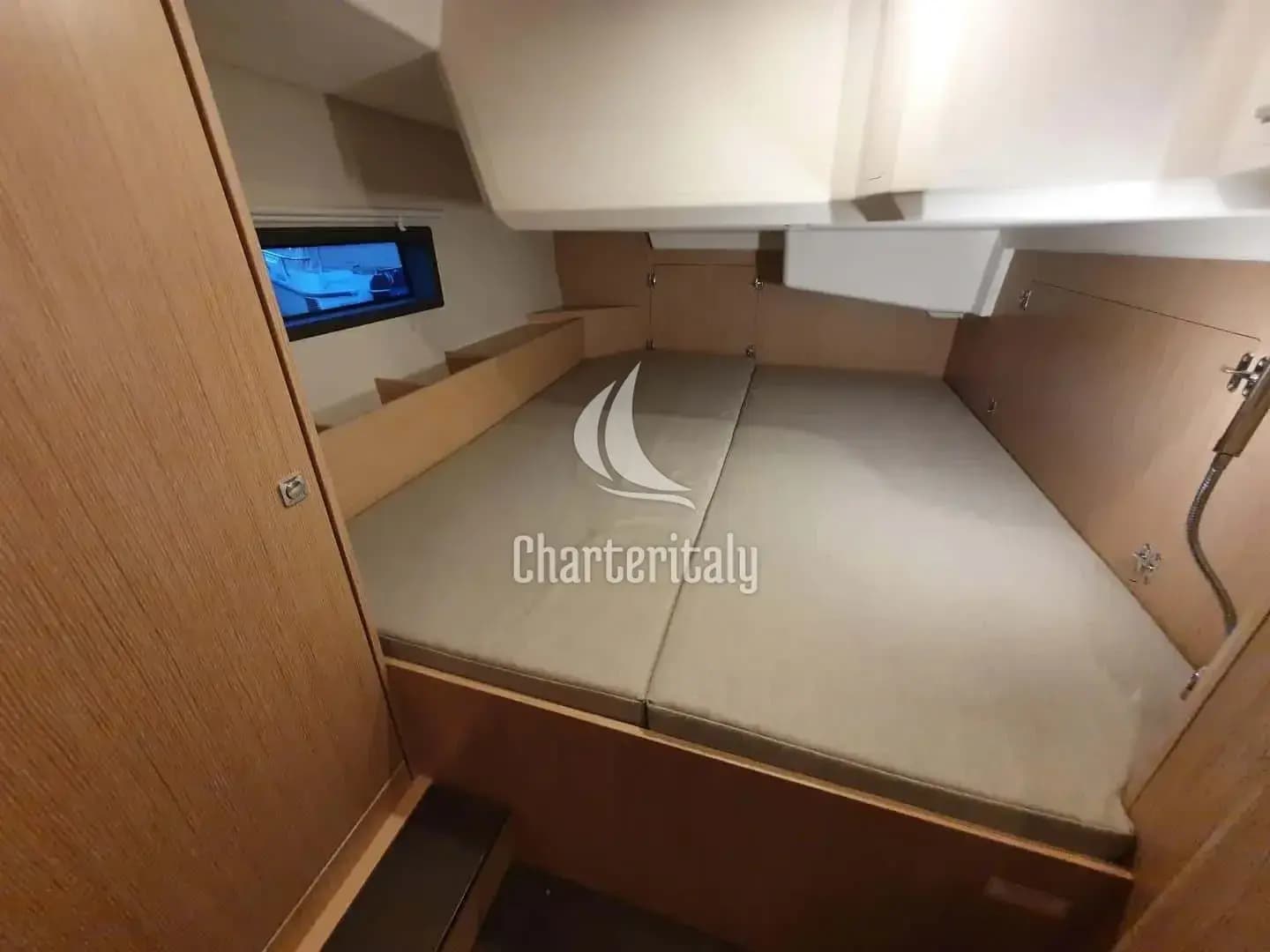 Bavaria C42 - Ermis - 9