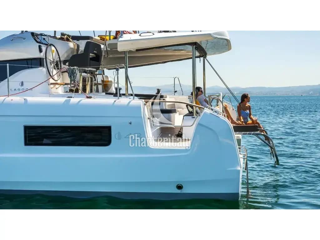 Lagoon 43 - EMERALD - 1