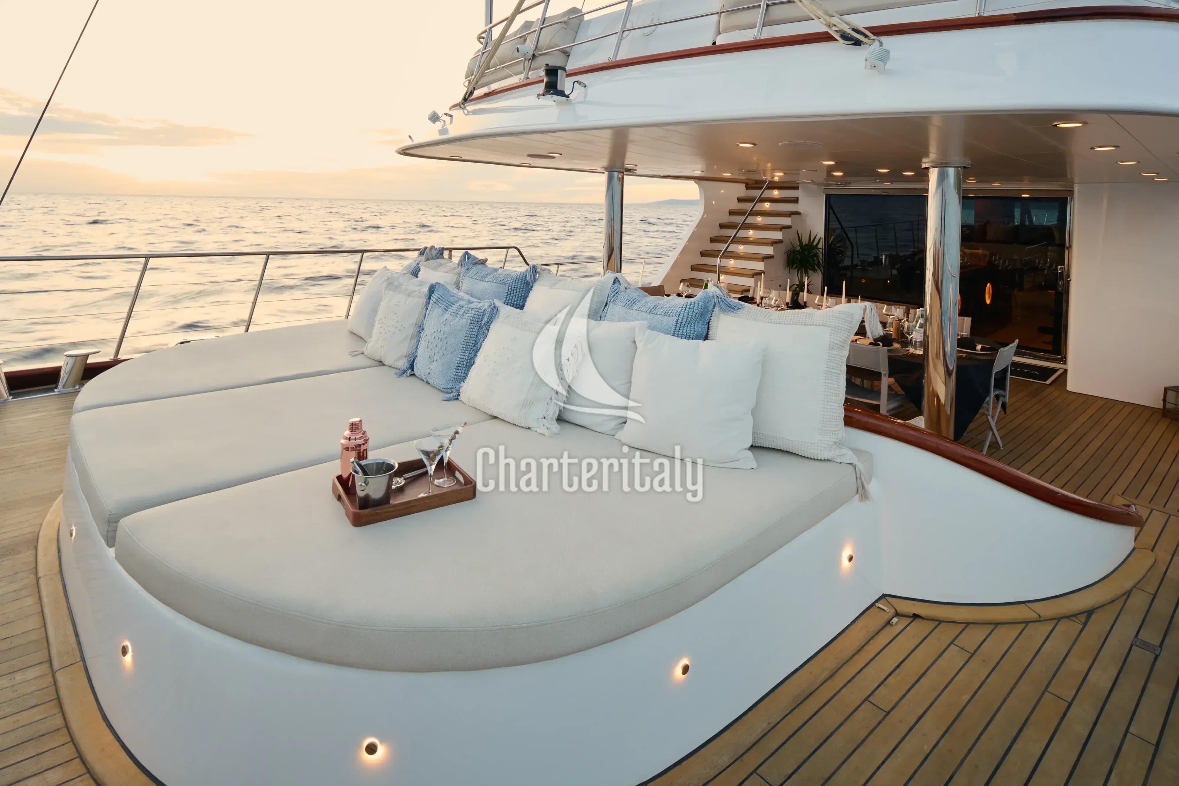Motor sailer - Lady Gita - 6