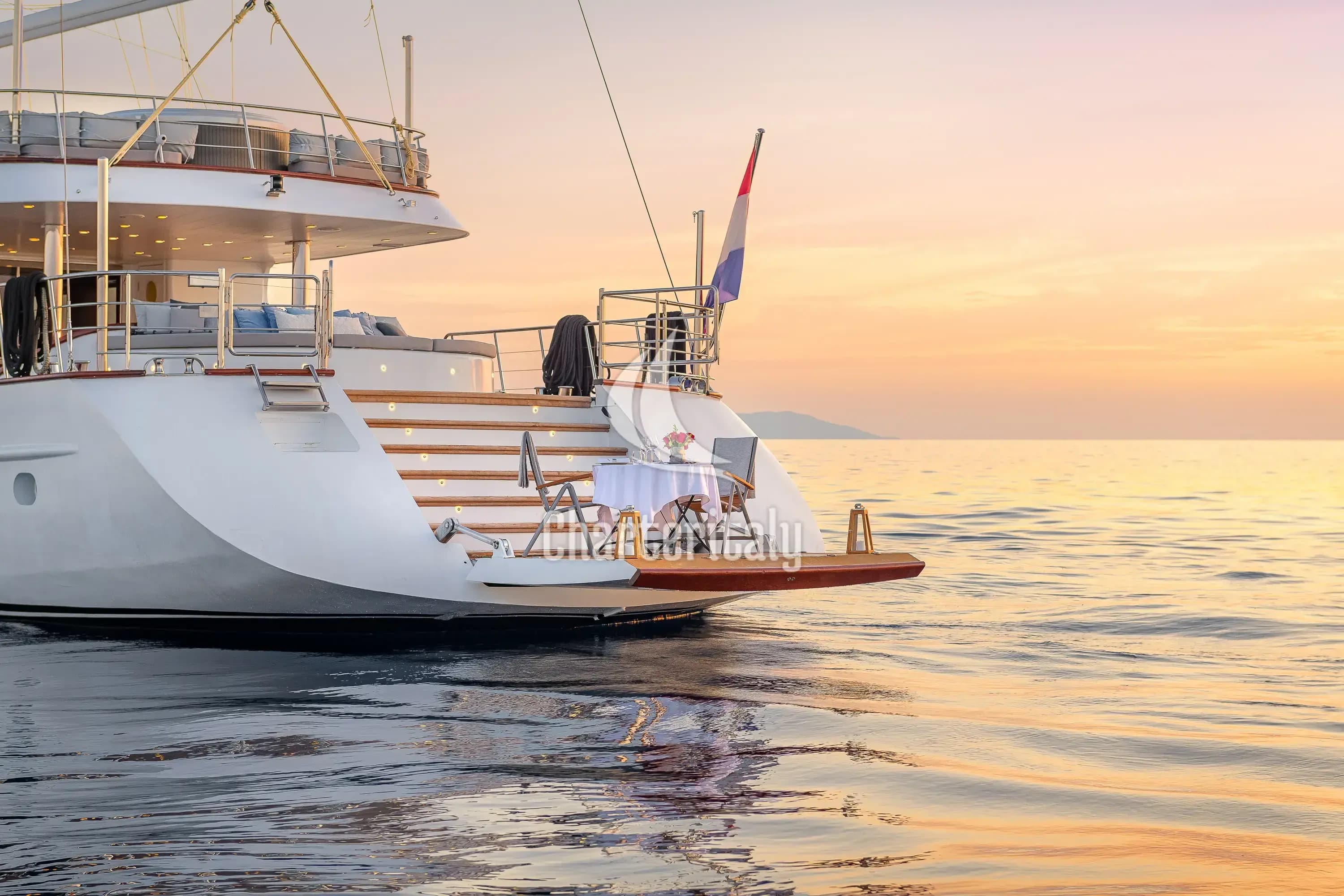 Motor sailer - Lady Gita - 24