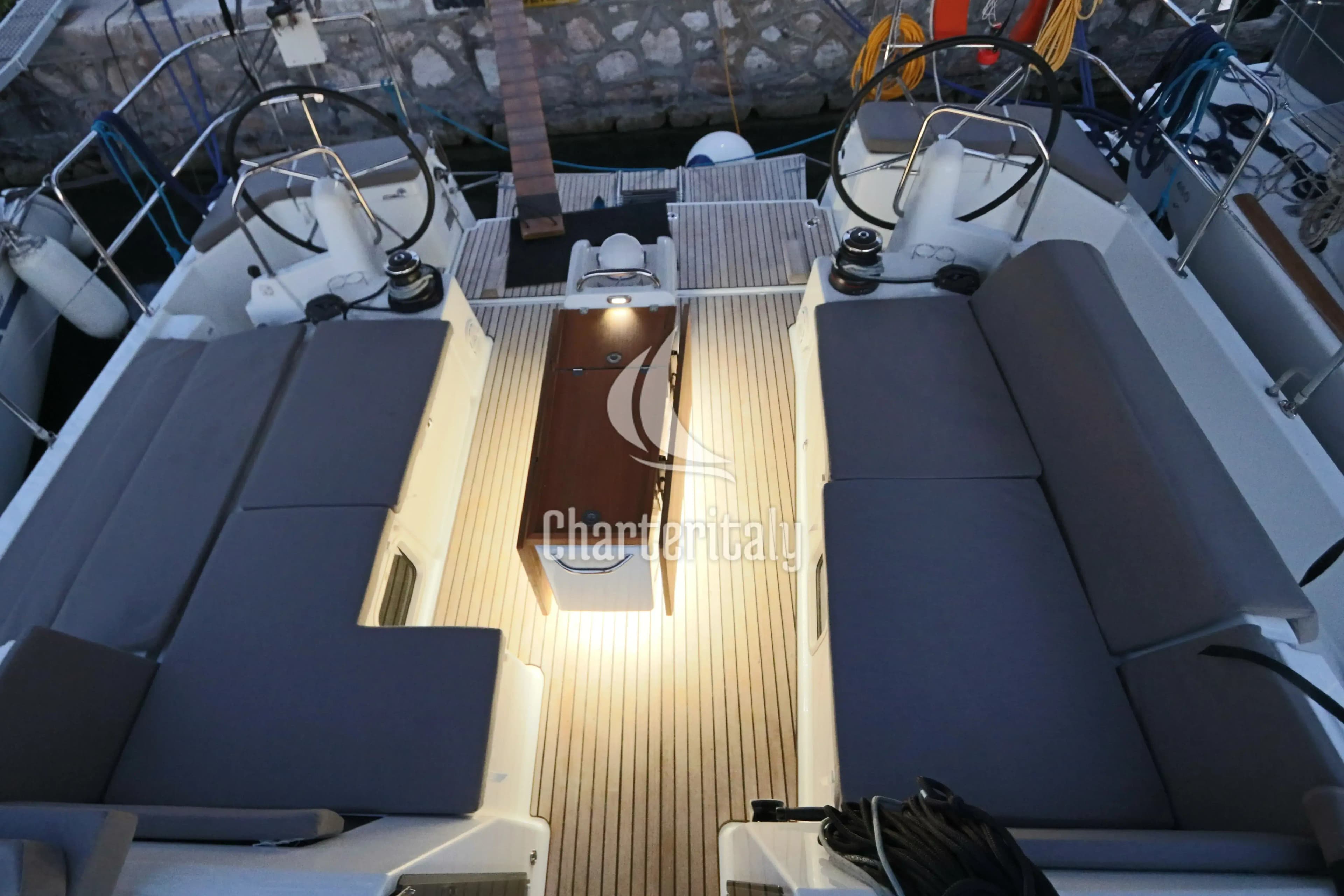 Sun Odyssey 490 - Aqua Fun - 8