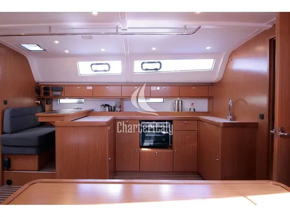 Bavaria Cruiser 51 - Firewall - 9
