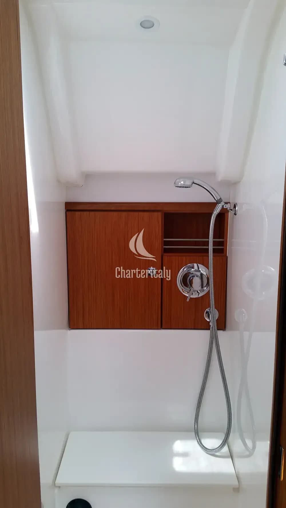 Bavaria Cruiser 51 - Firewall - 13