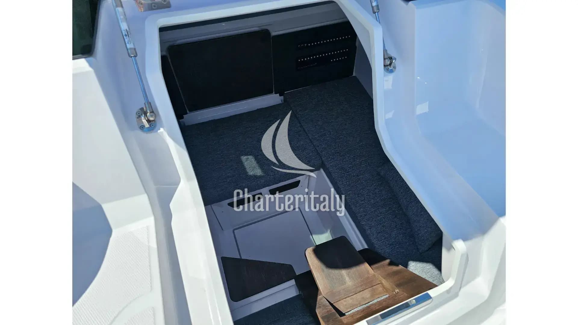 Axopar 29 XC Cross Cabin - Ema - 13