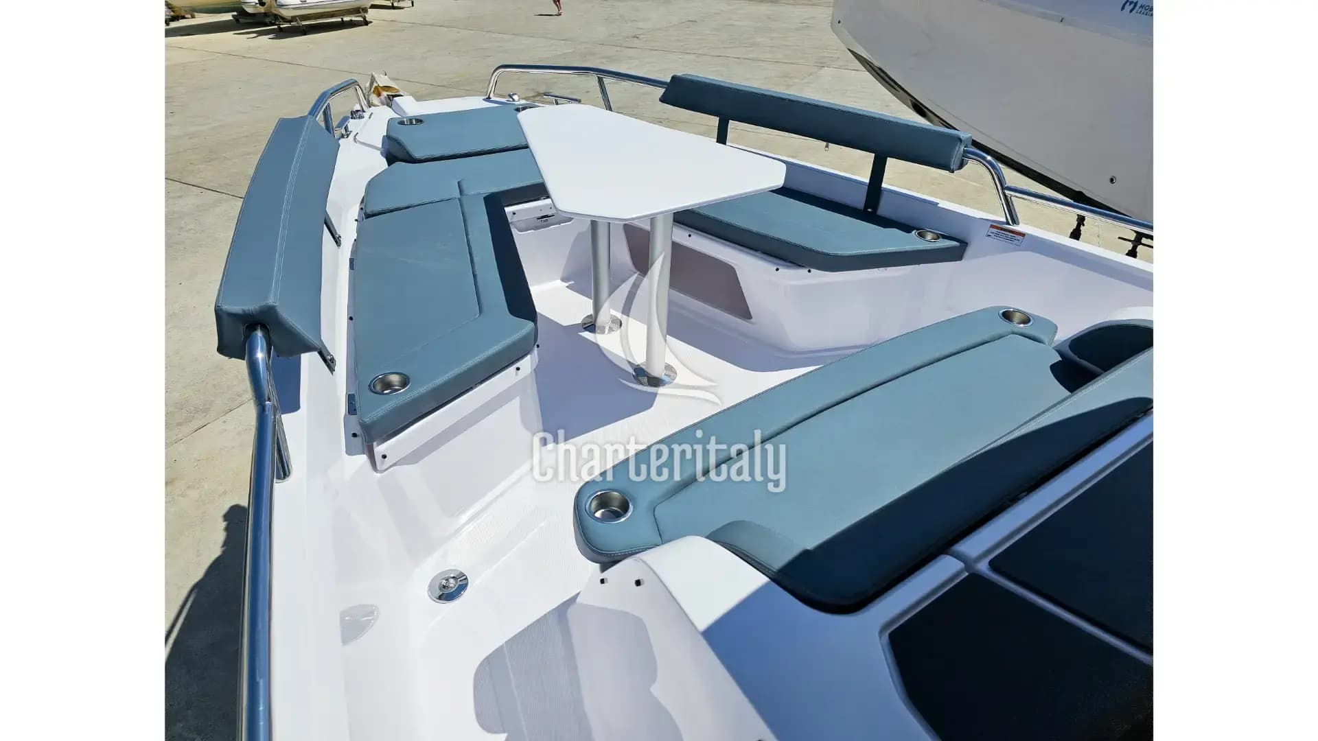 Axopar 29 XC Cross Cabin - Ema - 20
