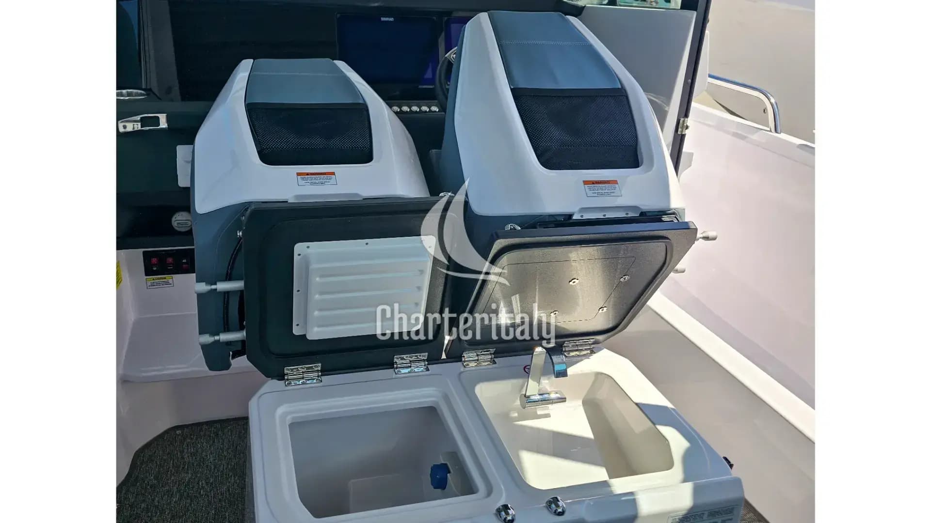 Axopar 29 XC Cross Cabin - Ema - 8