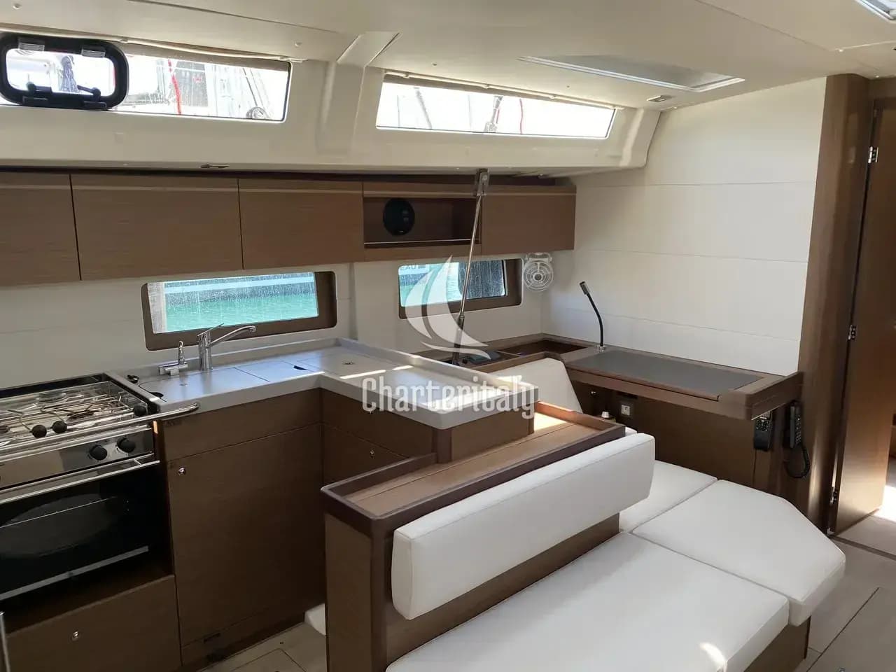Oceanis 51.1 - 5 + 1 cab. - Captain George - 12