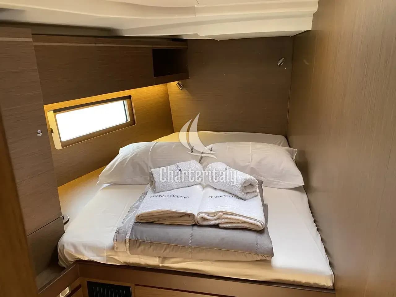 Oceanis 51.1 - 5 + 1 cab. - Captain George - 13