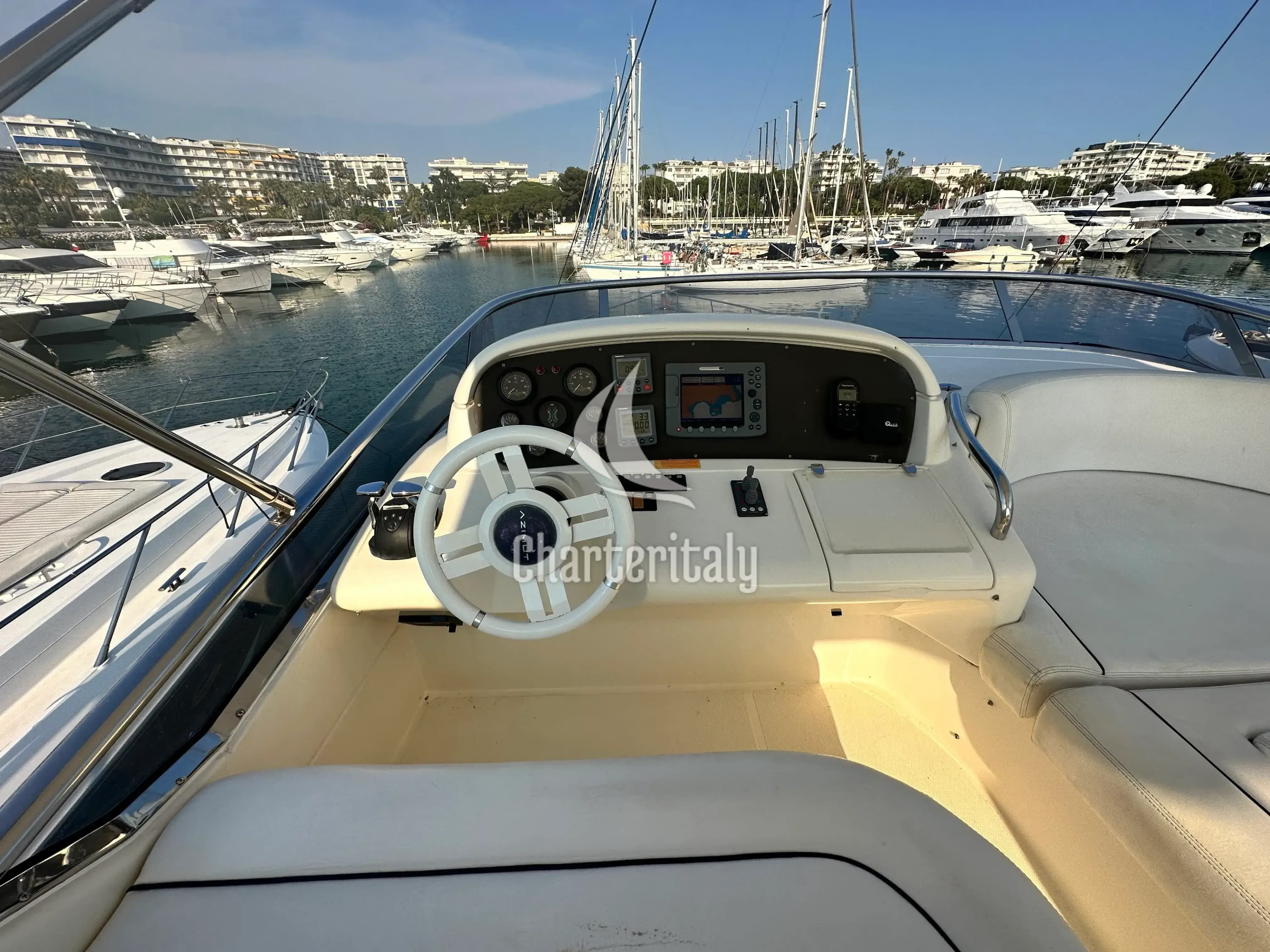 Azimut 62 Evolution - L'Eclair 3 - 22