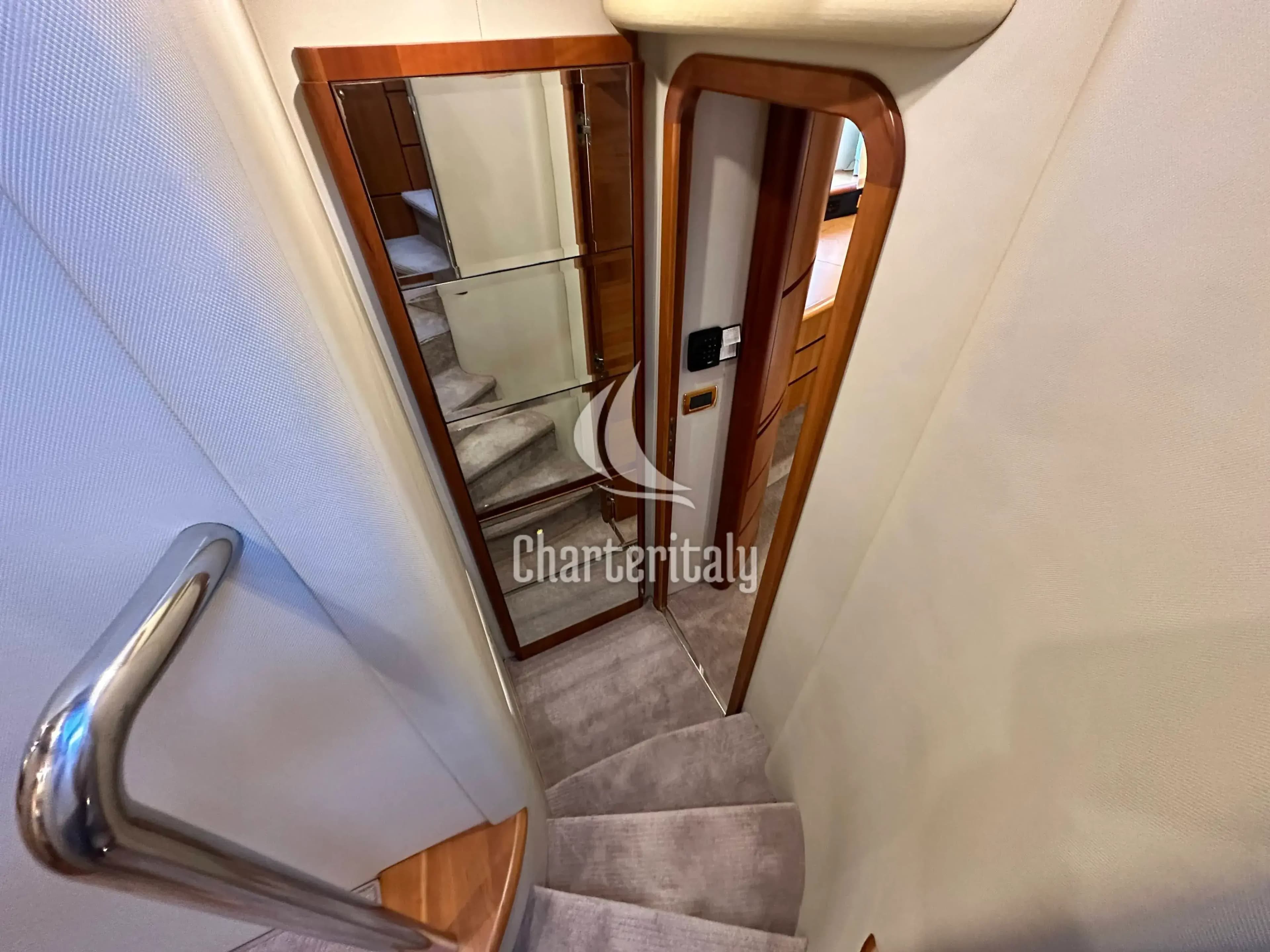 Azimut 62 Evolution - L'Eclair 3 - 27