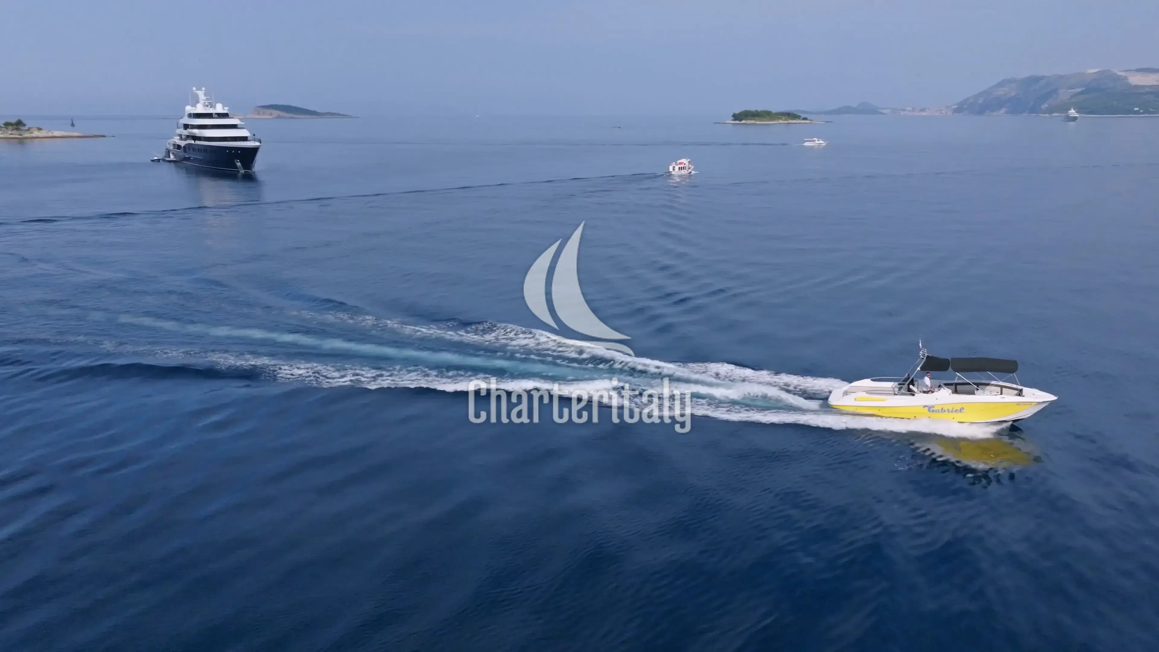 Motorboat - Comfort - 14