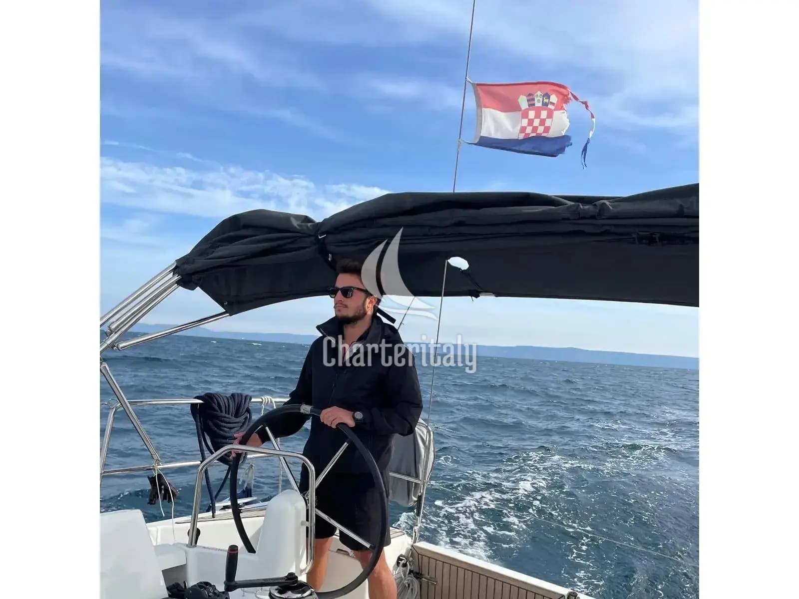 Skipper - Dan Rovis - 1