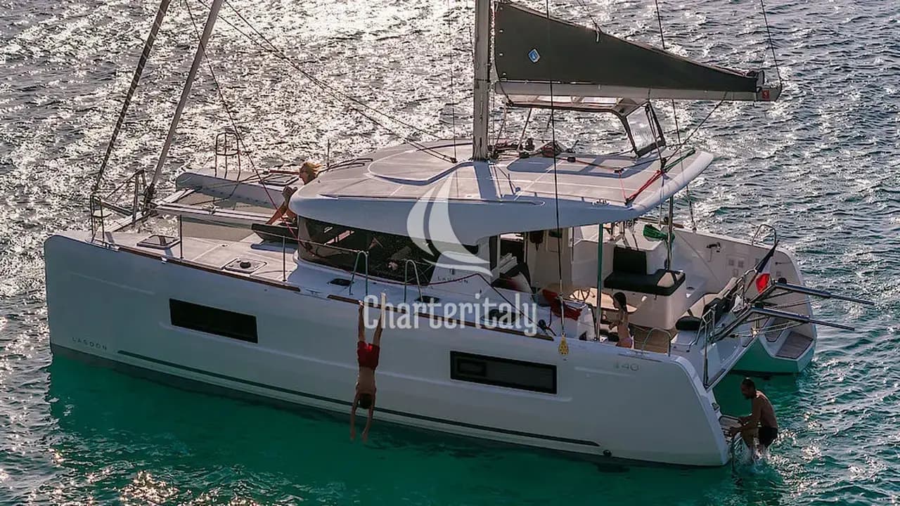 Lagoon 40 - 4 + 1 cab. - Sunrise - 1