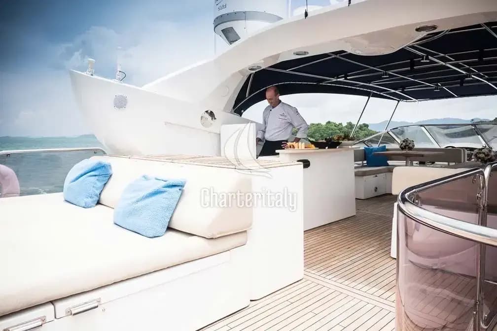 Sunseeker 90 - Major Affair - 16