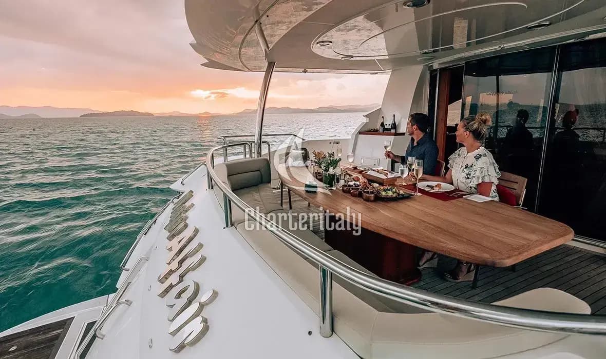 Sunseeker 90 - Major Affair - 14