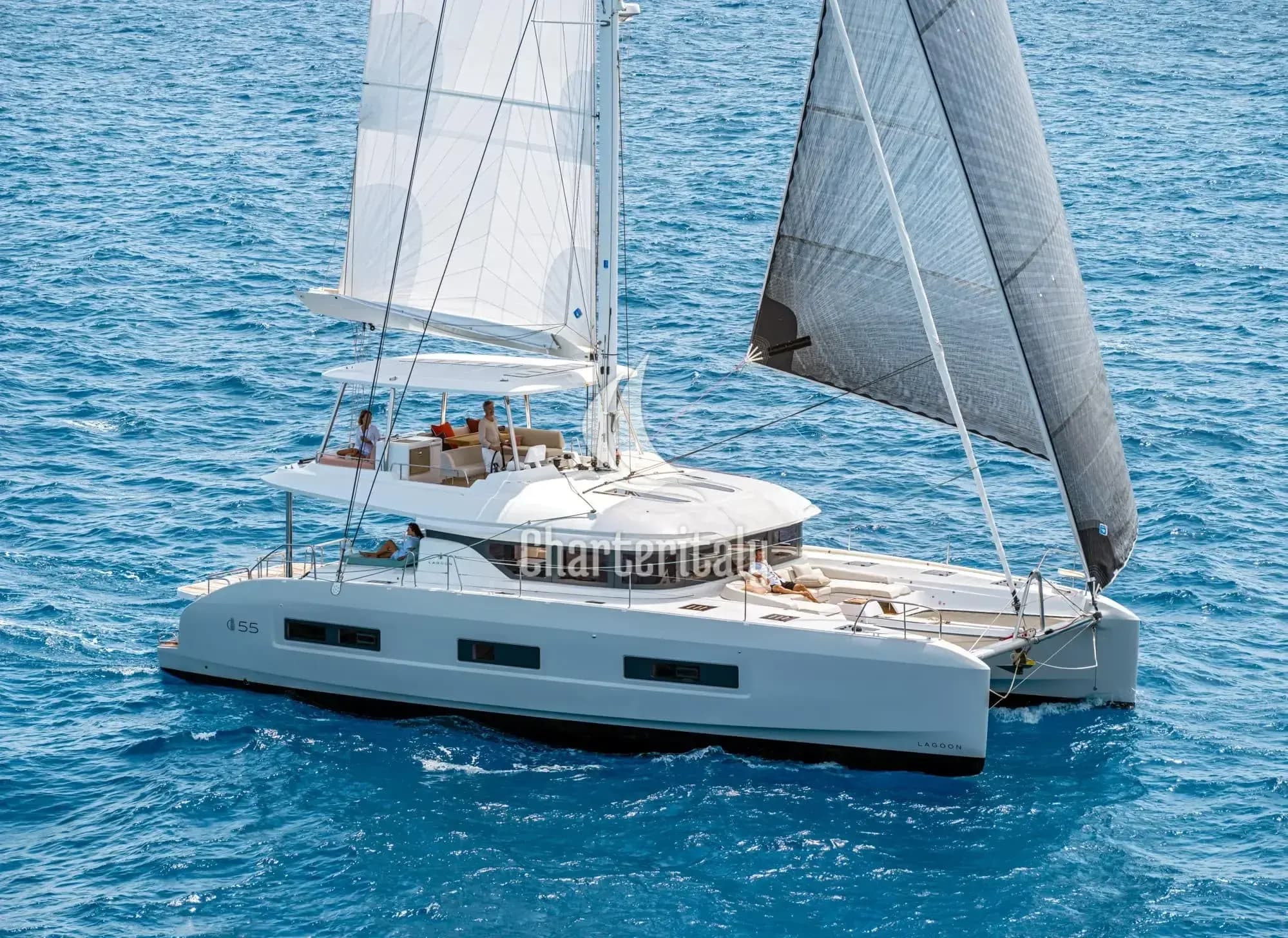 Lagoon 55 - 4 cab. - Azul - 1