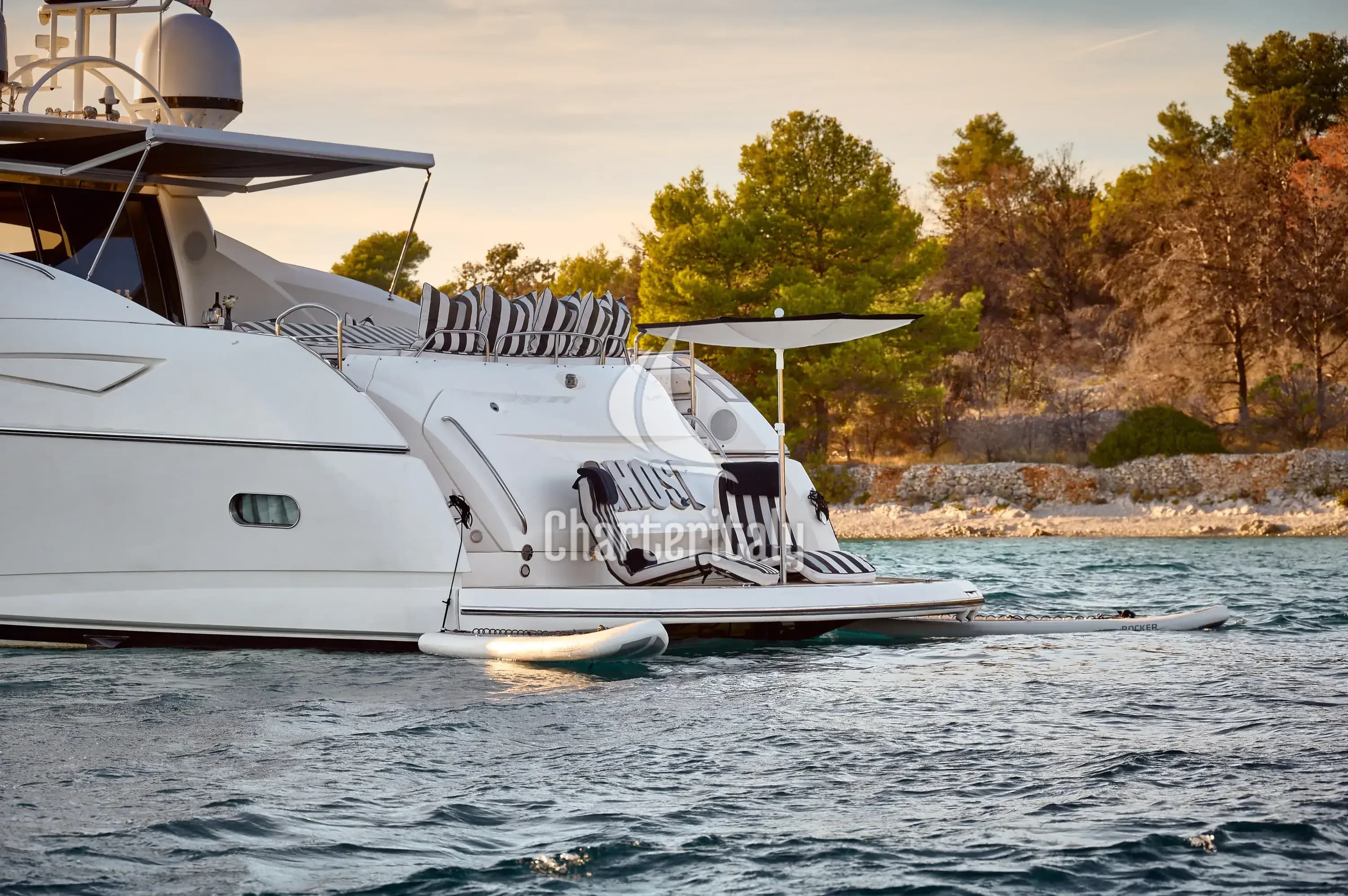 Sunseeker Predator 72 - Ghost - 21