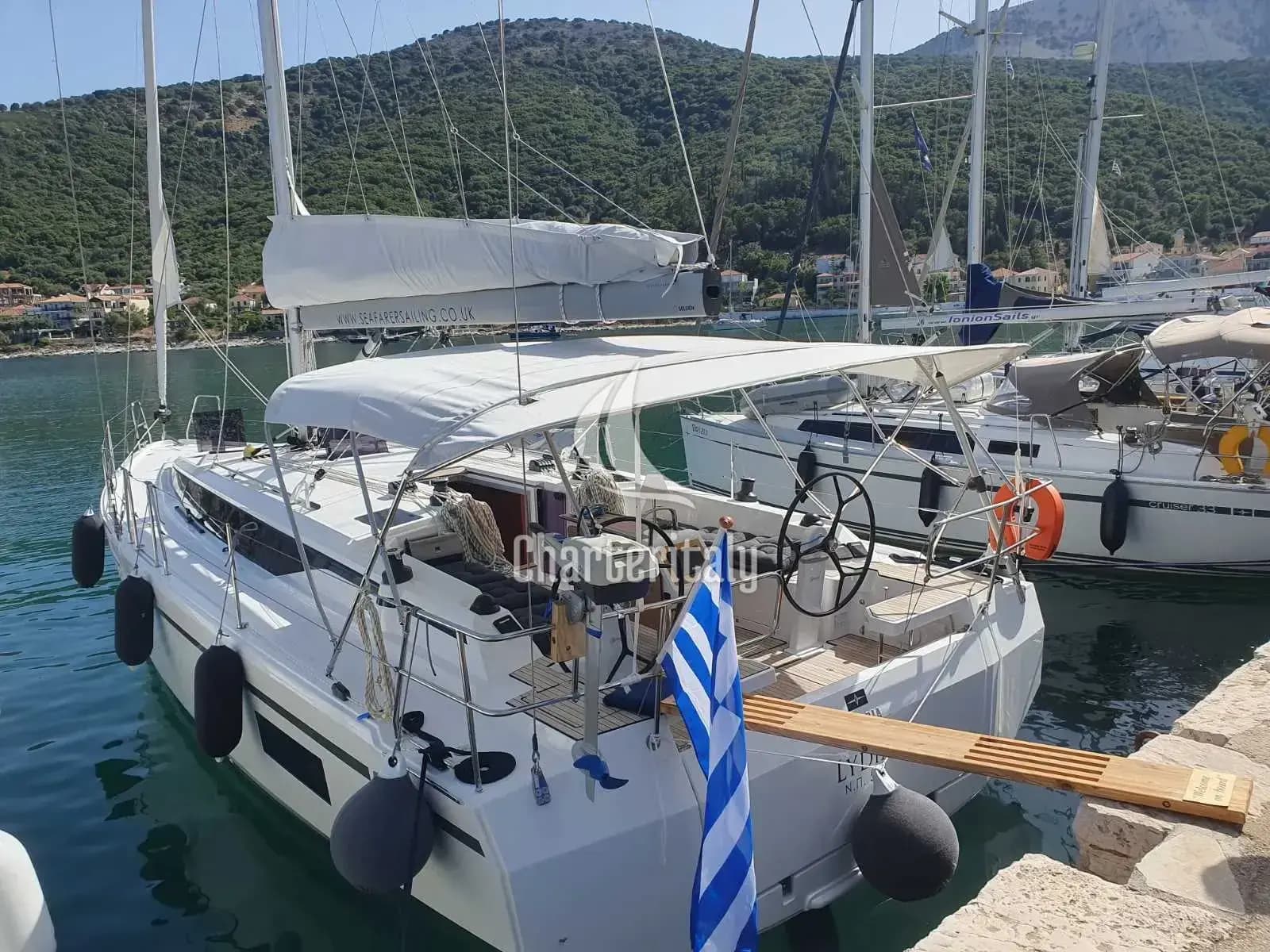 Bavaria C42 - Lydia - 1