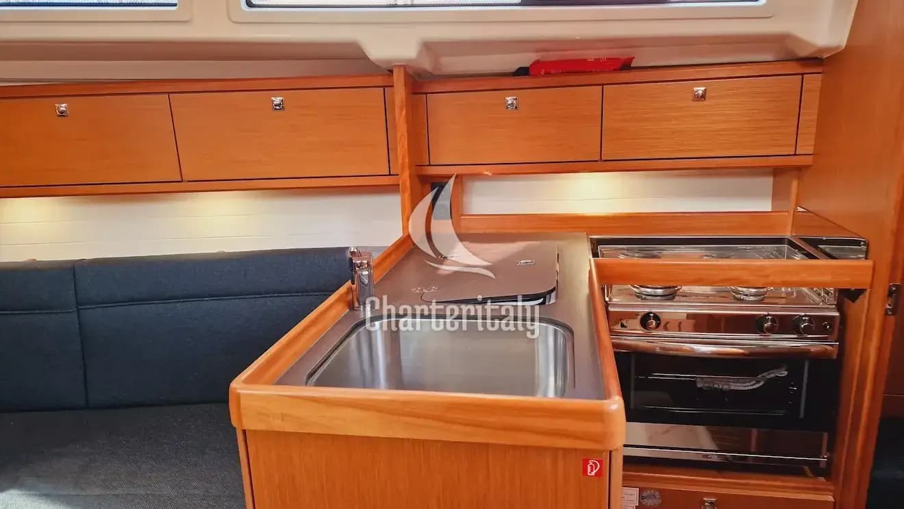 Bavaria Cruiser 34 - Bavaria Cruiser 34 - 6