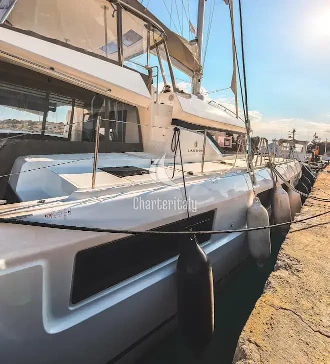 Lagoon 51 - Alpha - Skippered - 10