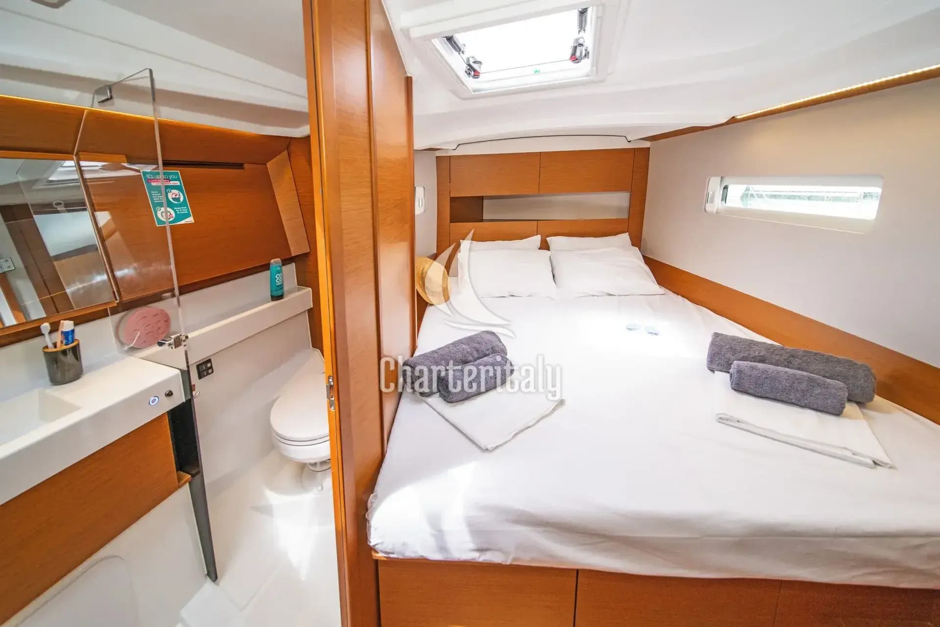 Sun Odyssey 410 - Aella - 11
