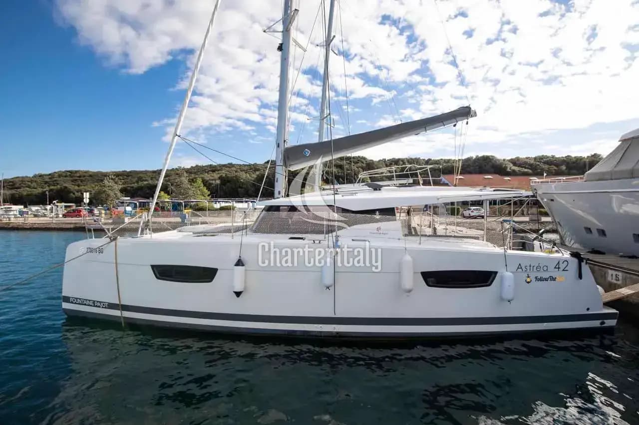 Fountaine Pajot Astrea 42 - Follow the Sun - 5